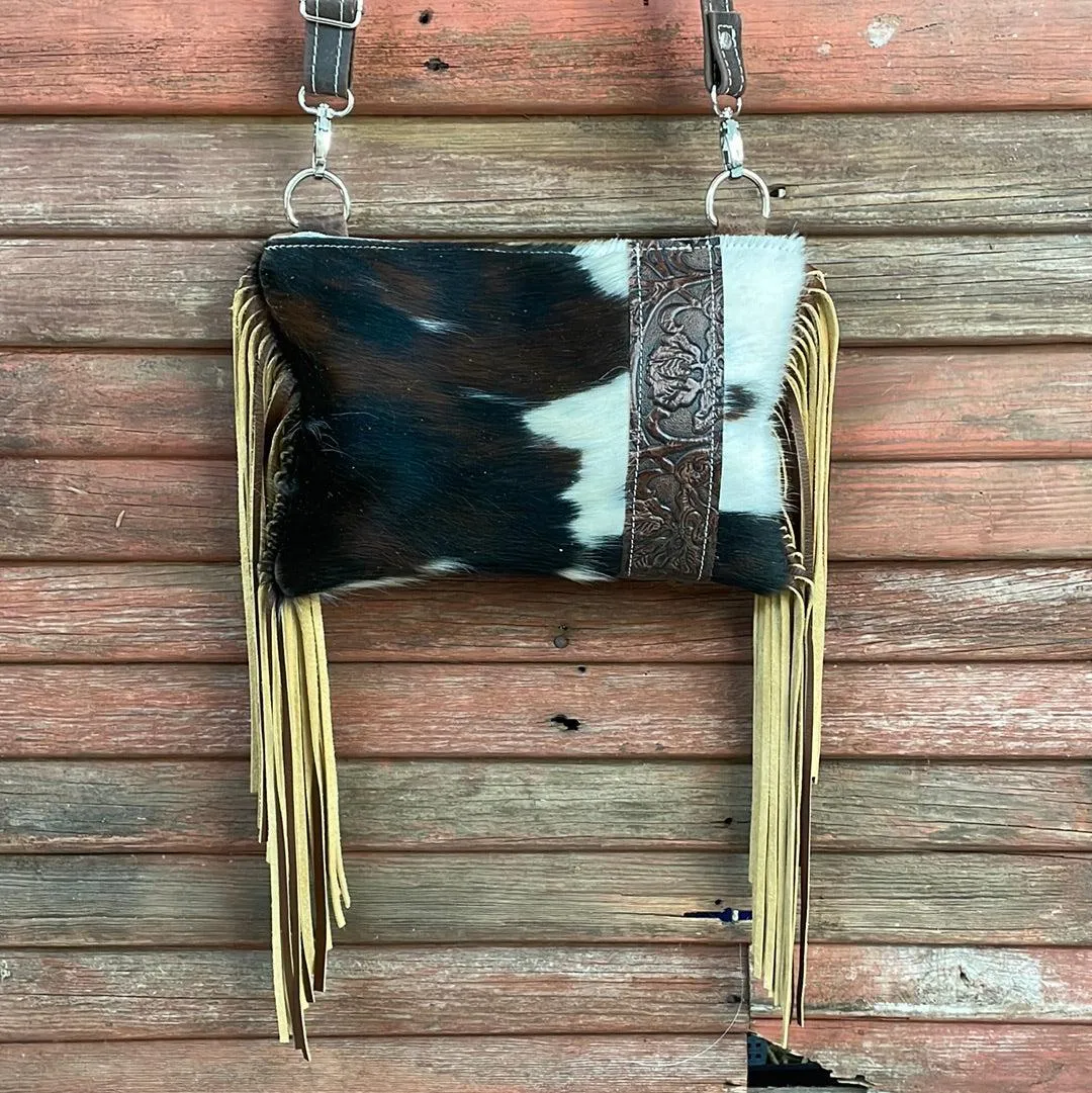 003 Patsy - Tricolor w/ Cowboy Tool