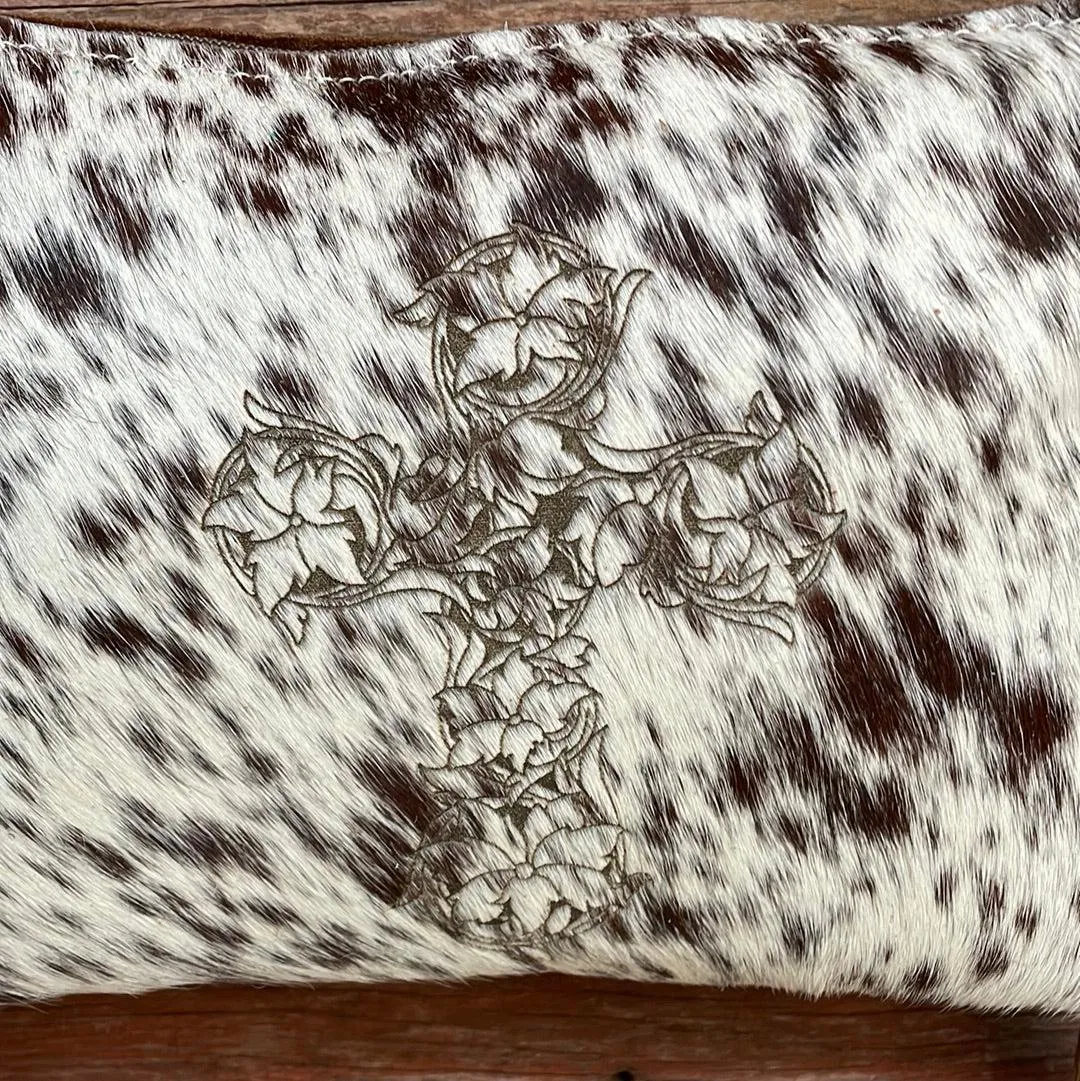 004 Patsy - Longhorn w/ Cross Design