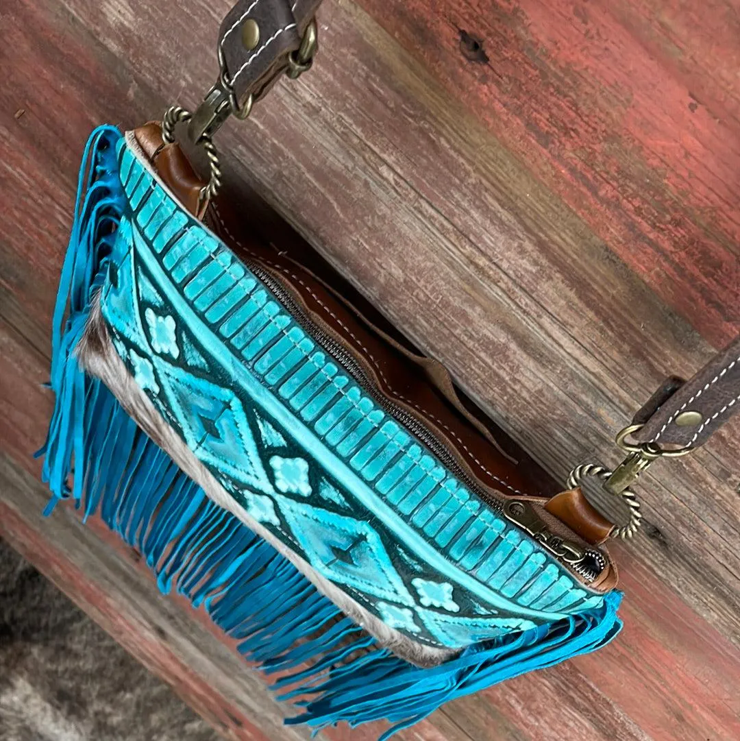 005 Patsy - Longhorn w/ Turquoise Matrix
