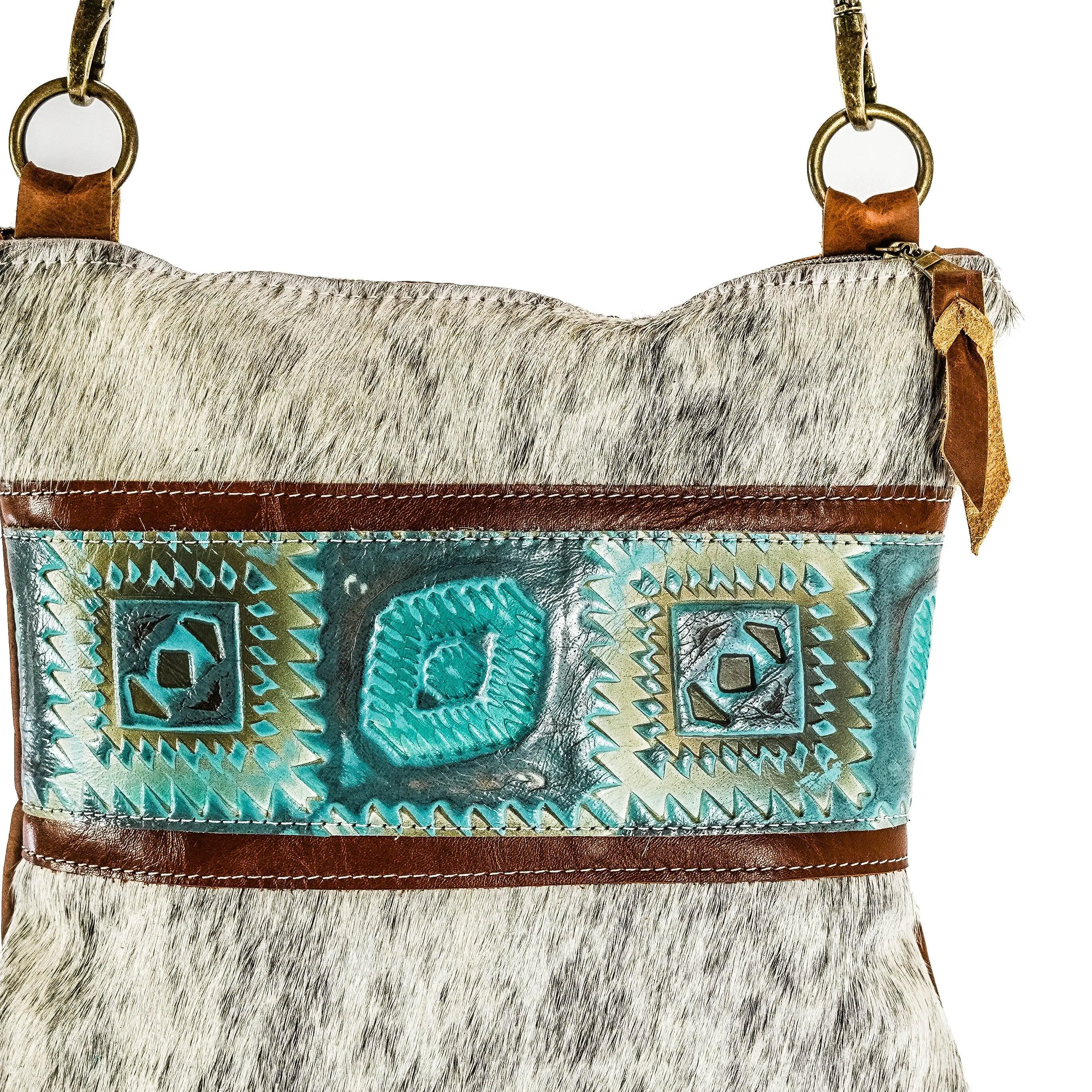 006 Shania - Light Grey Brindle w/ Canyon Aztec