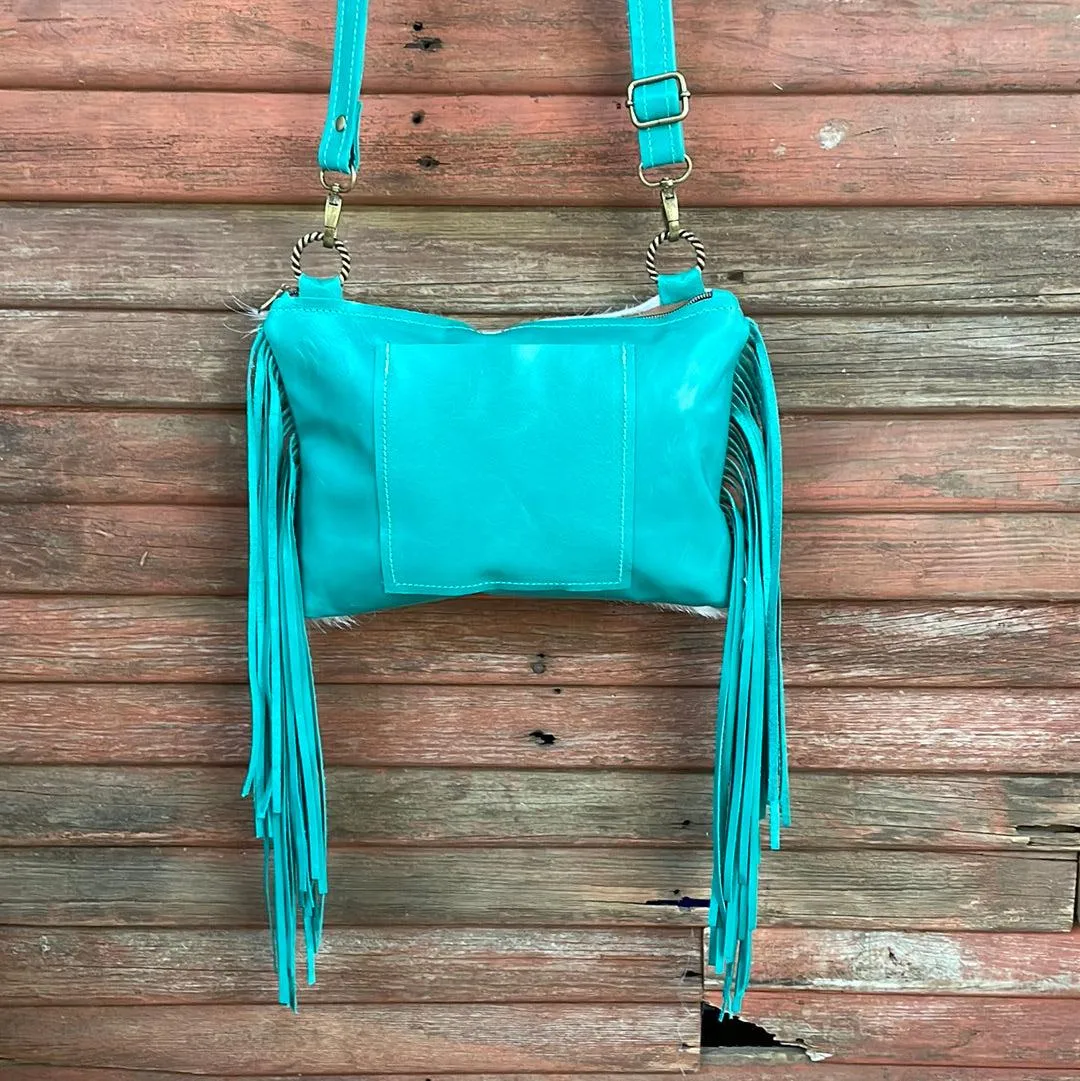014 Patsy - Tricolor w/ Blank Slate