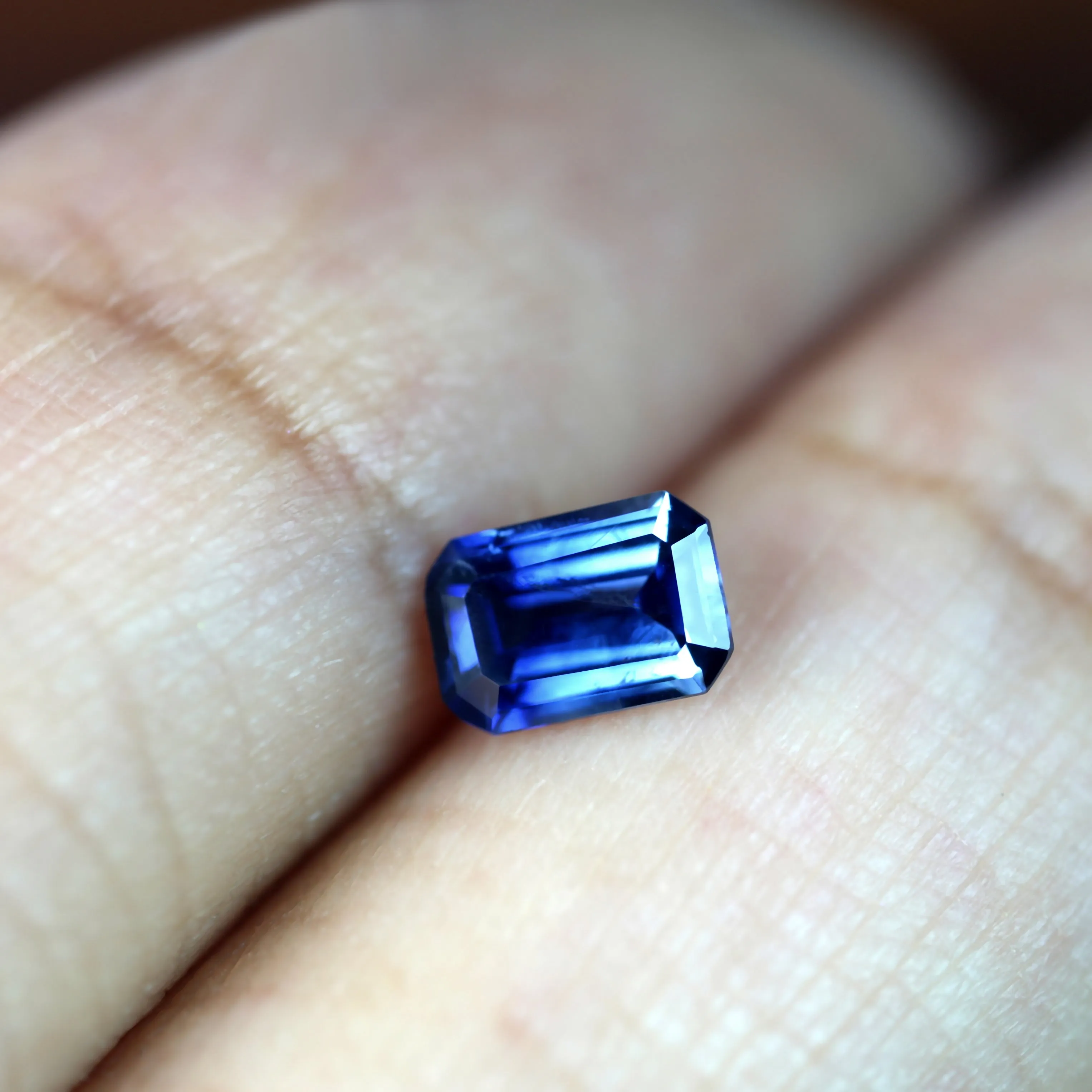 0.45ct Certified Natural Blue Sapphire