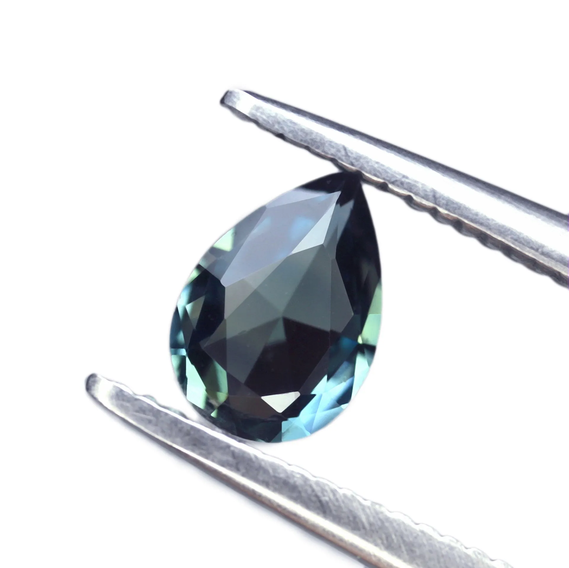 0.48ct Certified Natural Teal Sapphire