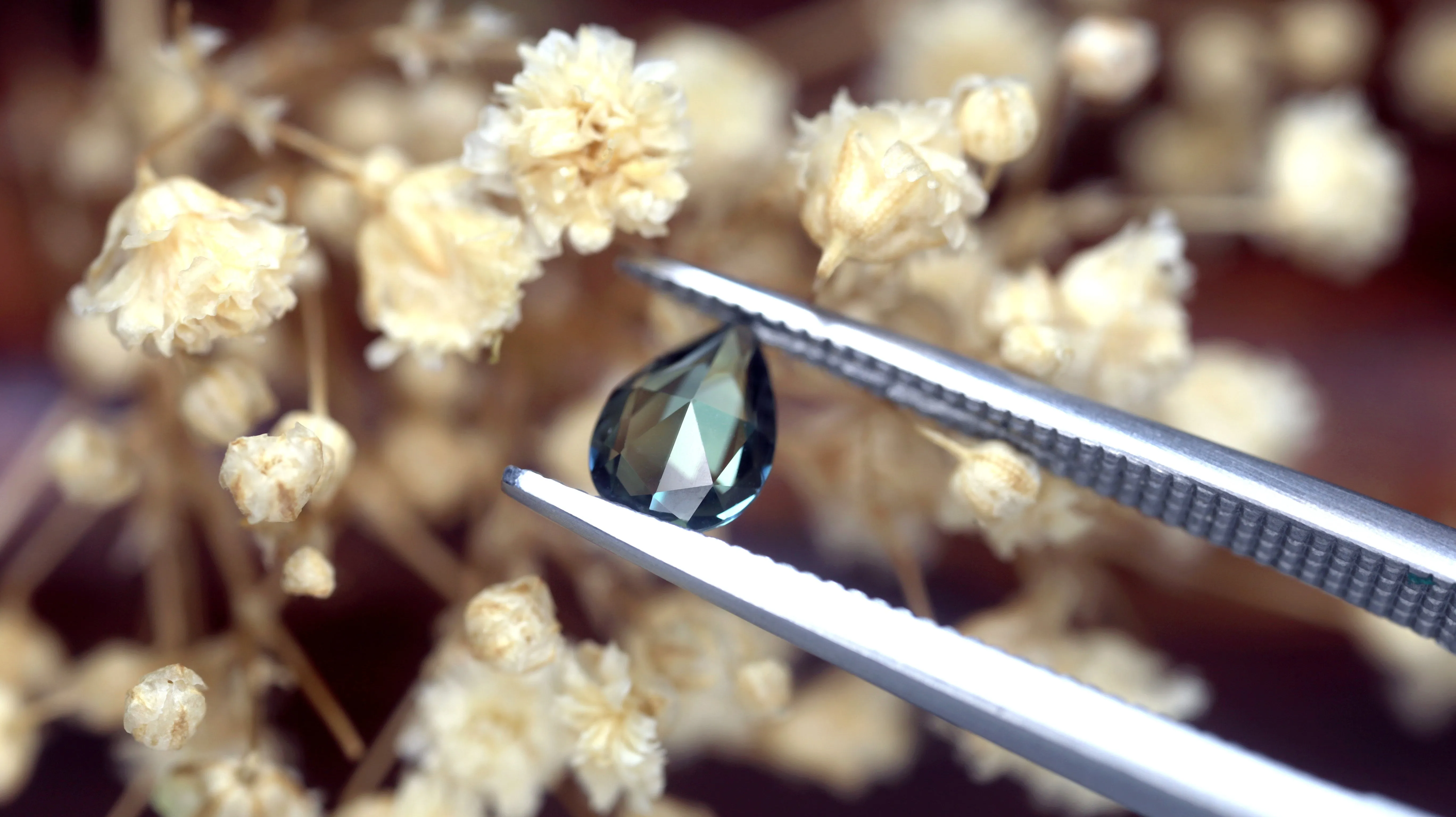0.48ct Certified Natural Teal Sapphire