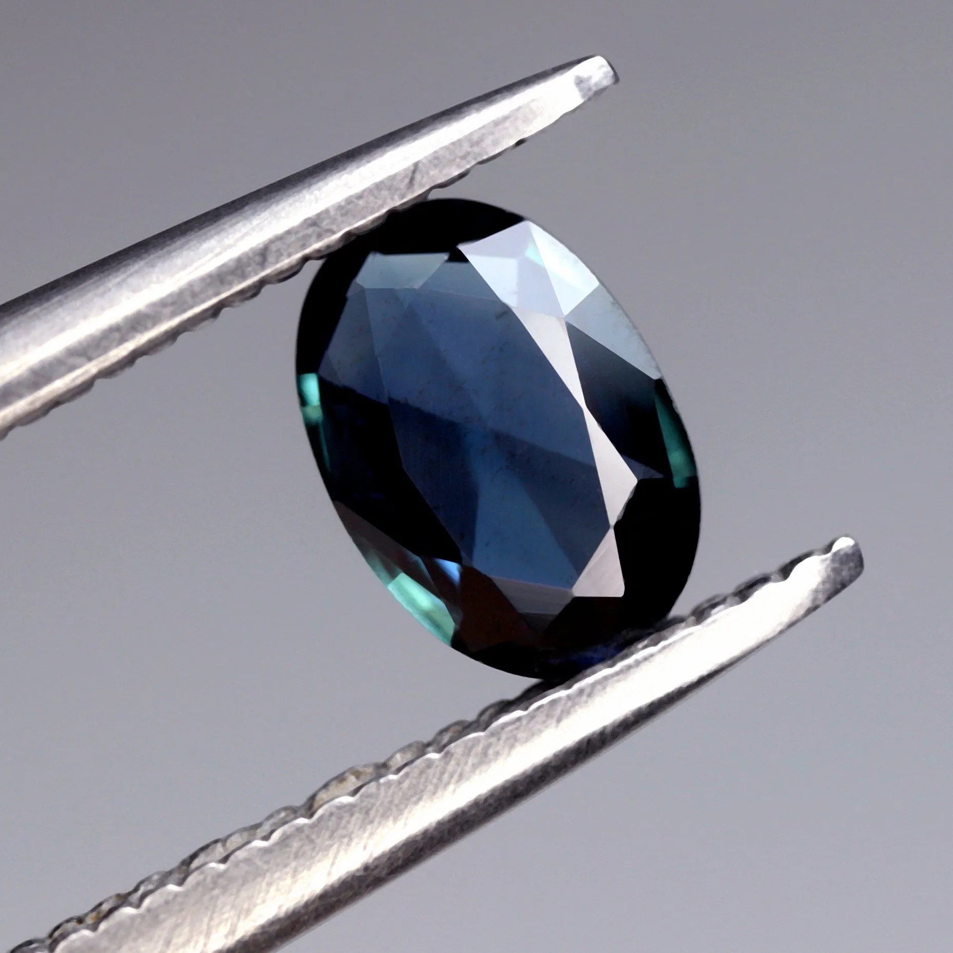 0.49ct Certified Natural Teal Sapphire