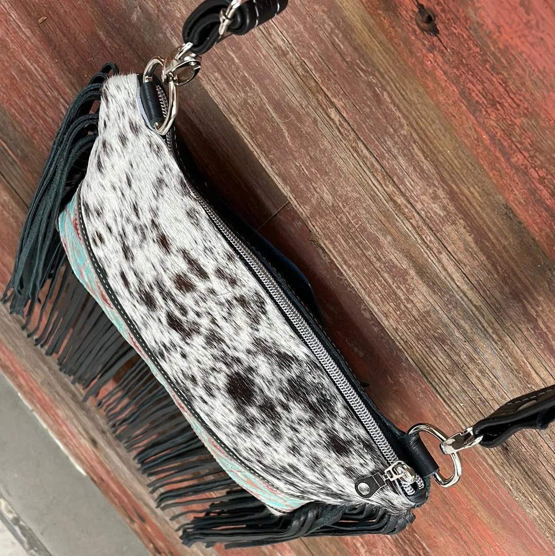 051 Patsy - B&W Speckle w/ Fiesta Navajo