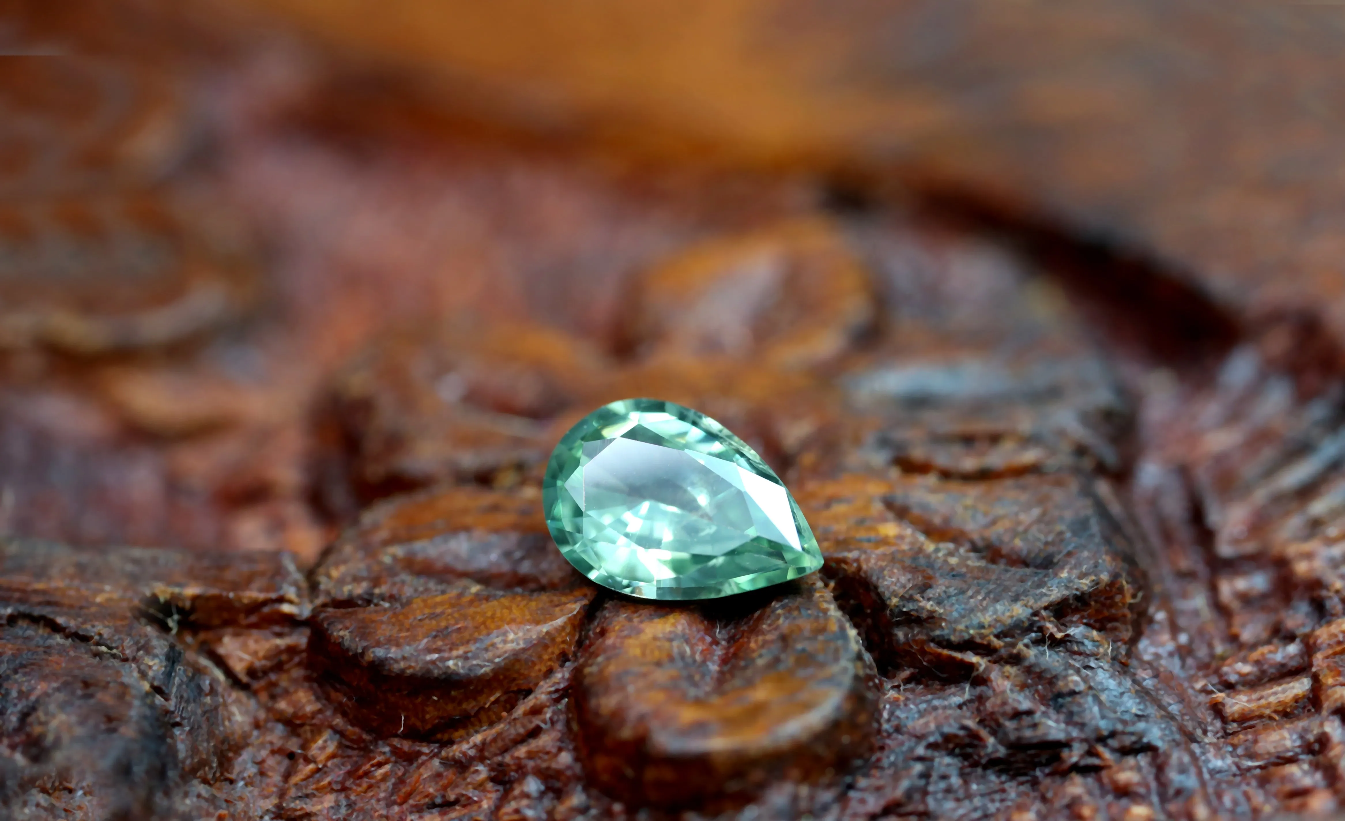 0.53ct Certified Natural Green Sapphire