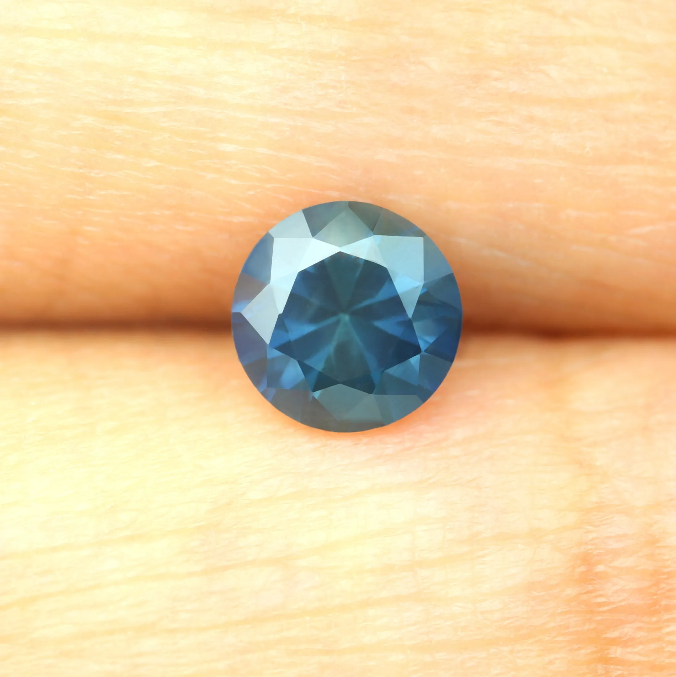 0.55ct Certified Natural Teal Sapphire