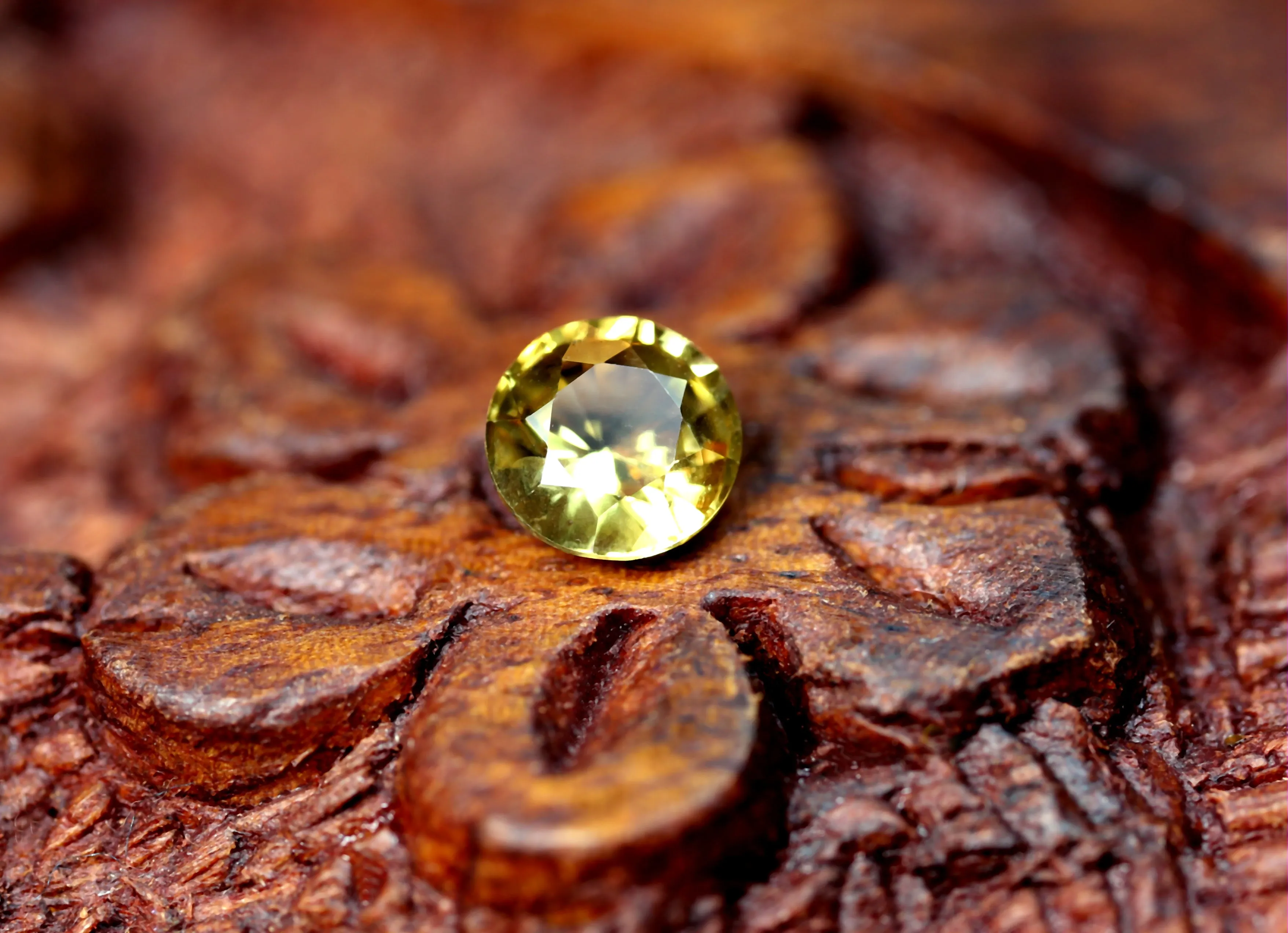 0.55ct Certified Natural Yellow Sapphire
