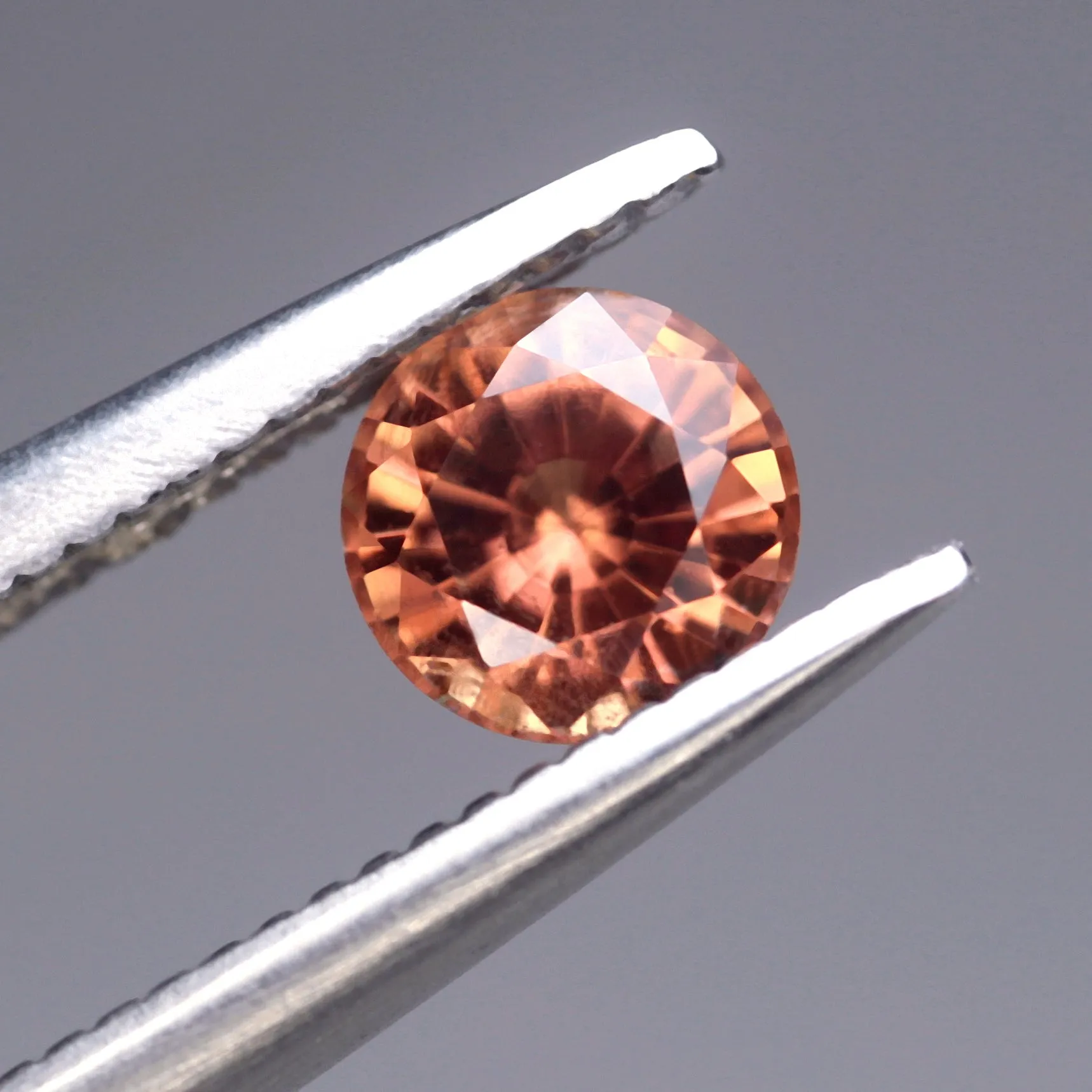 0.56ct Certified Natural Orange Sapphire