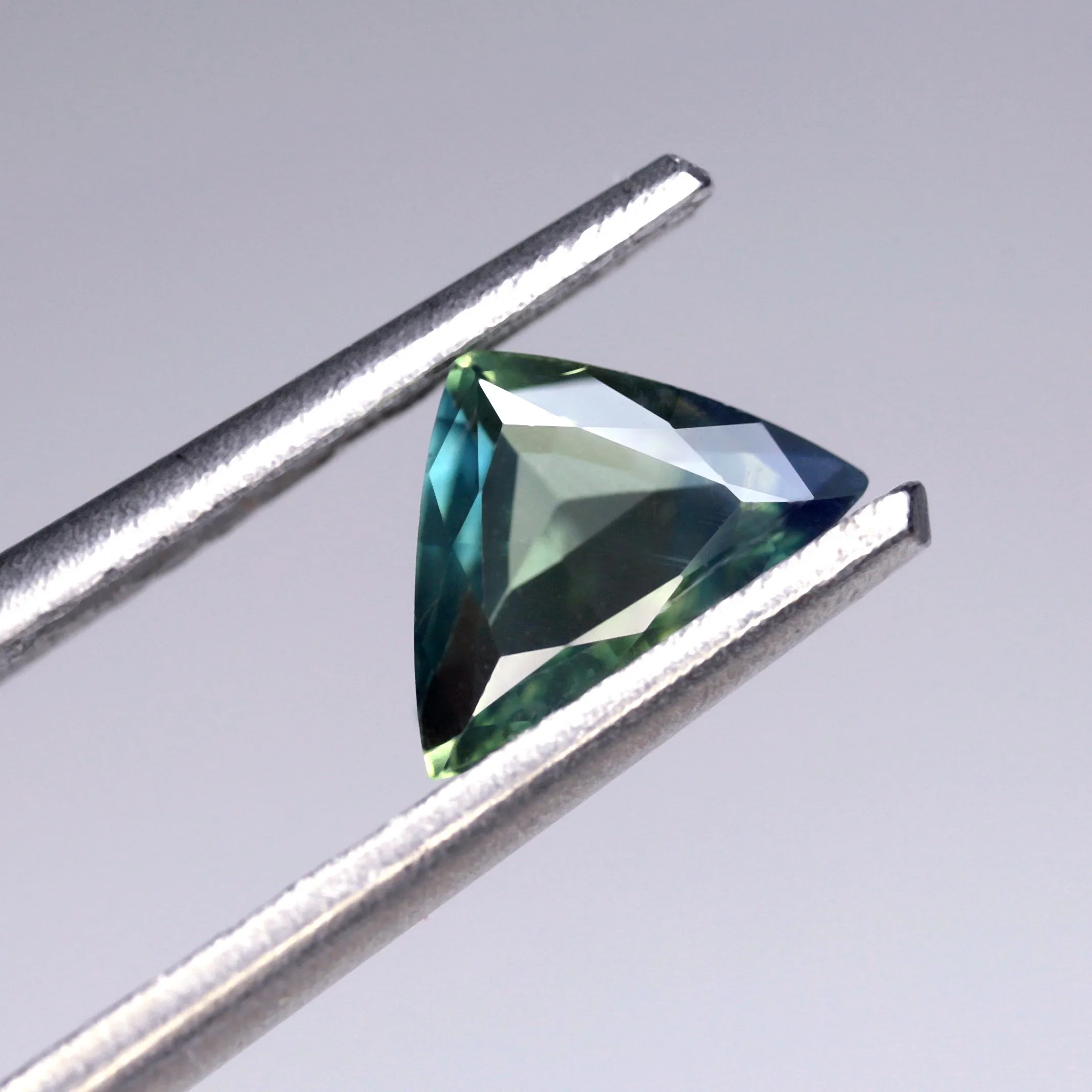 0.56ct Certified Natural Teal Sapphire