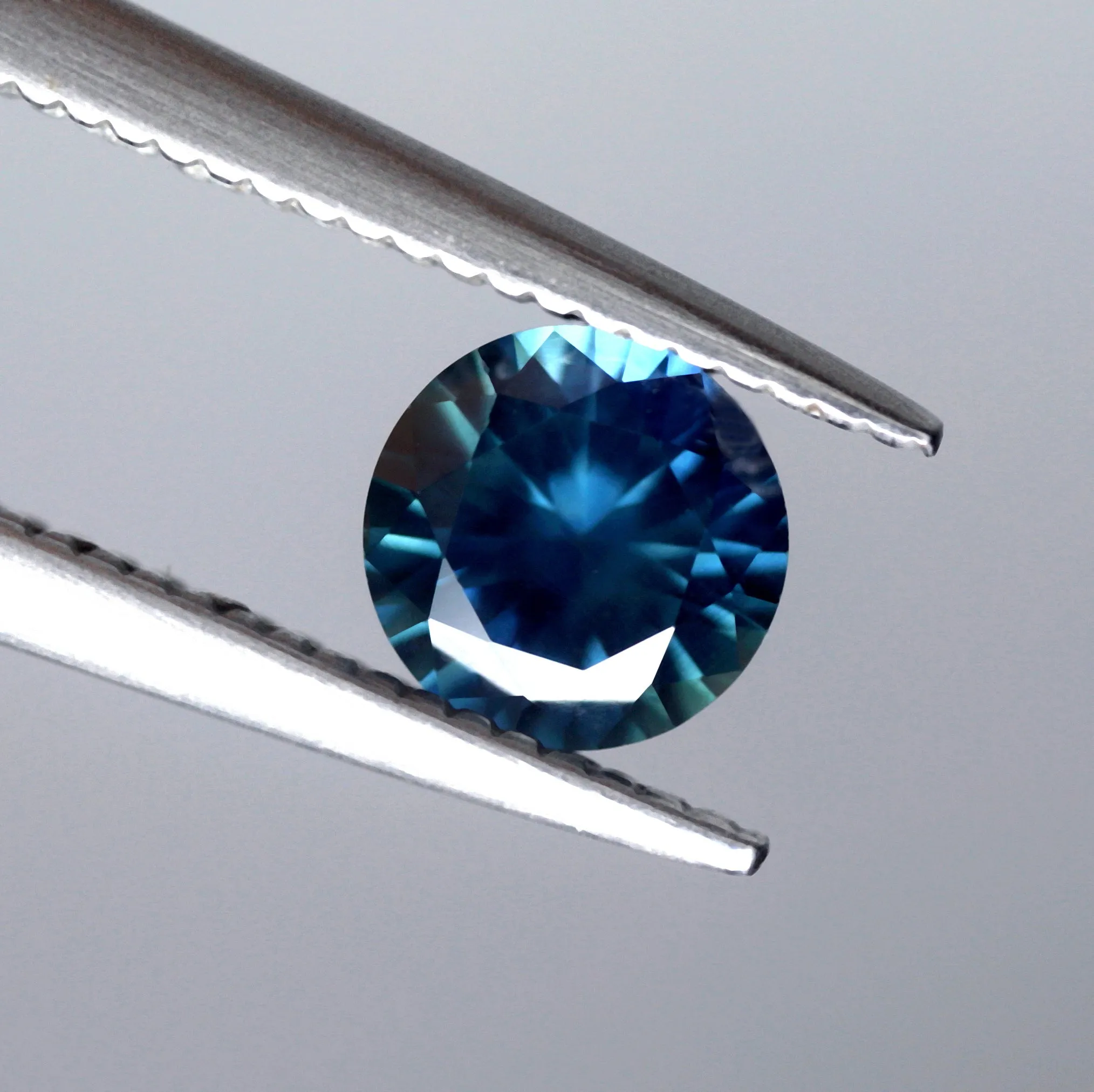 0.57ct Certified Natural Teal Sapphire