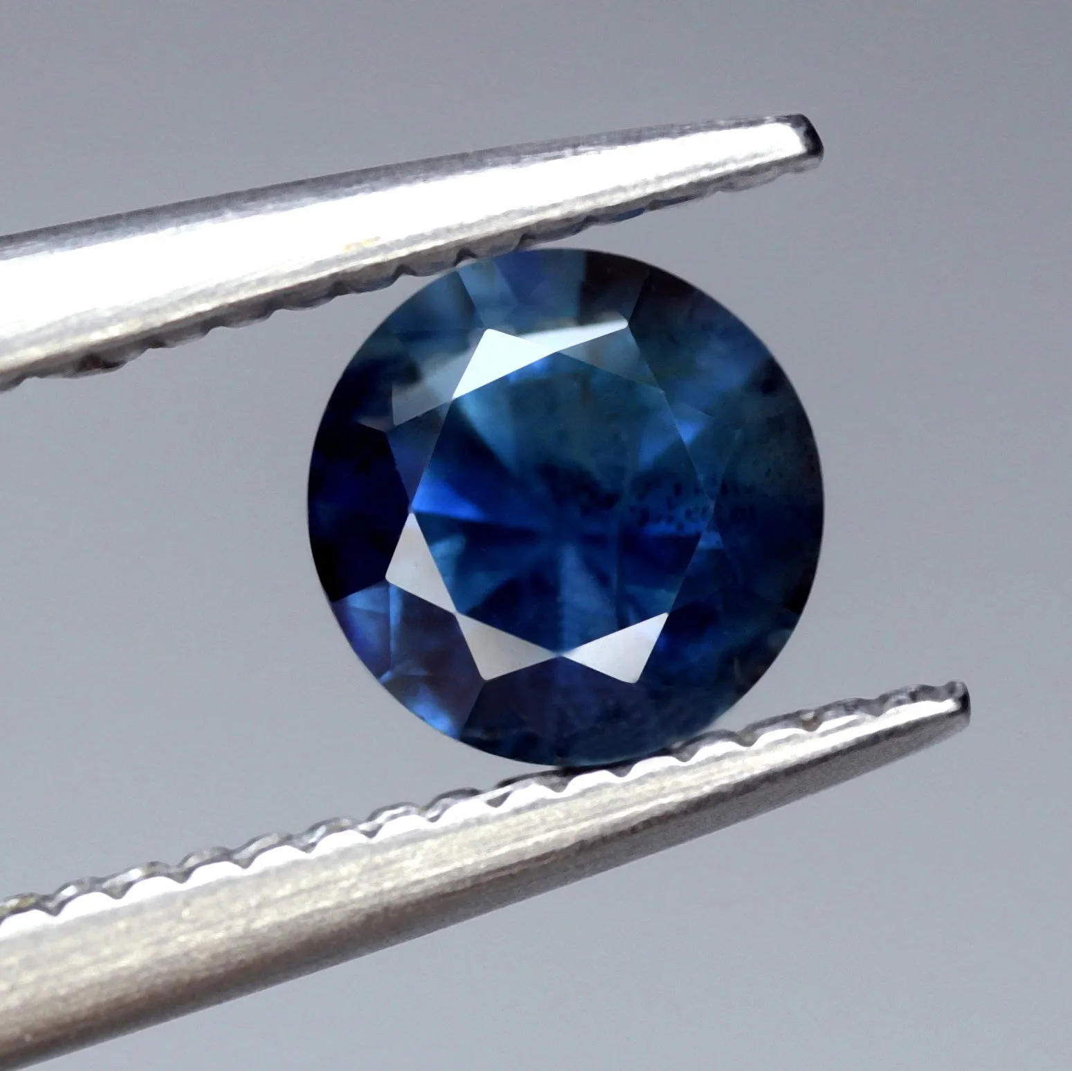 0.58ct Certified Natural Blue Sapphire