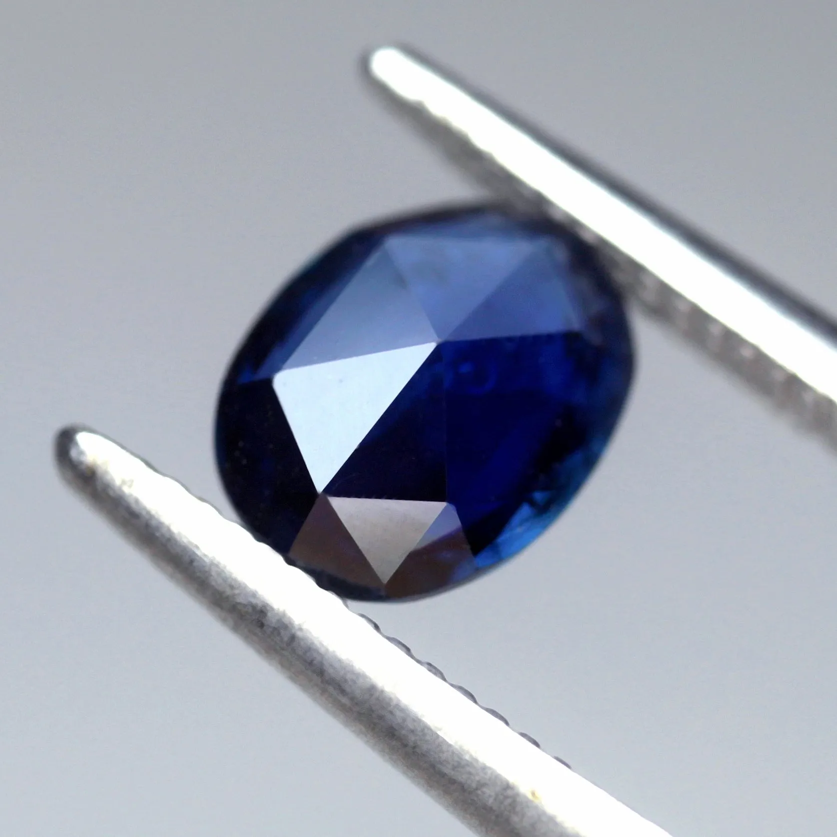 0.58ct Certified Natural Blue Sapphire