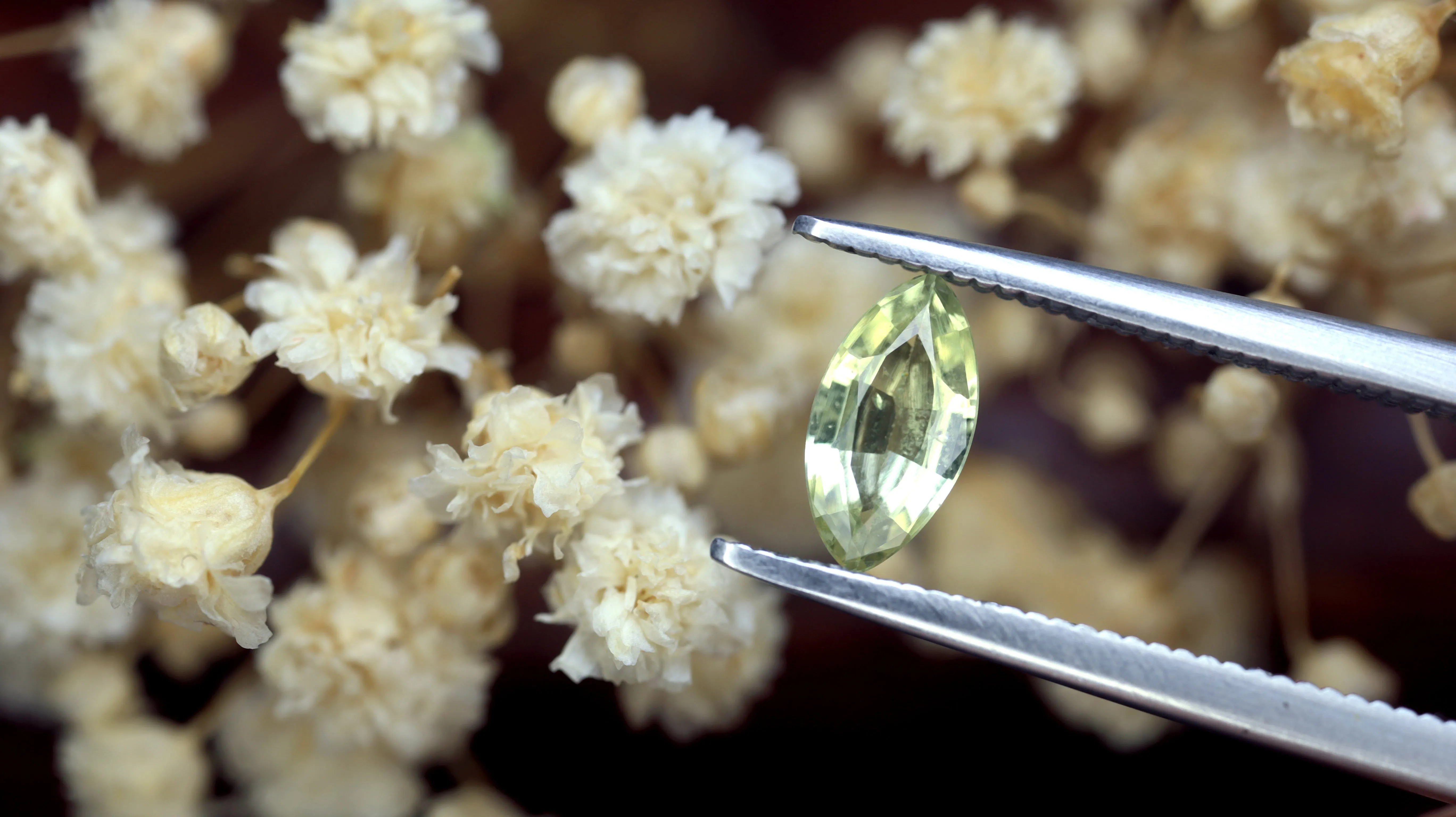 0.58ct Certified Natural Yellow Sapphire
