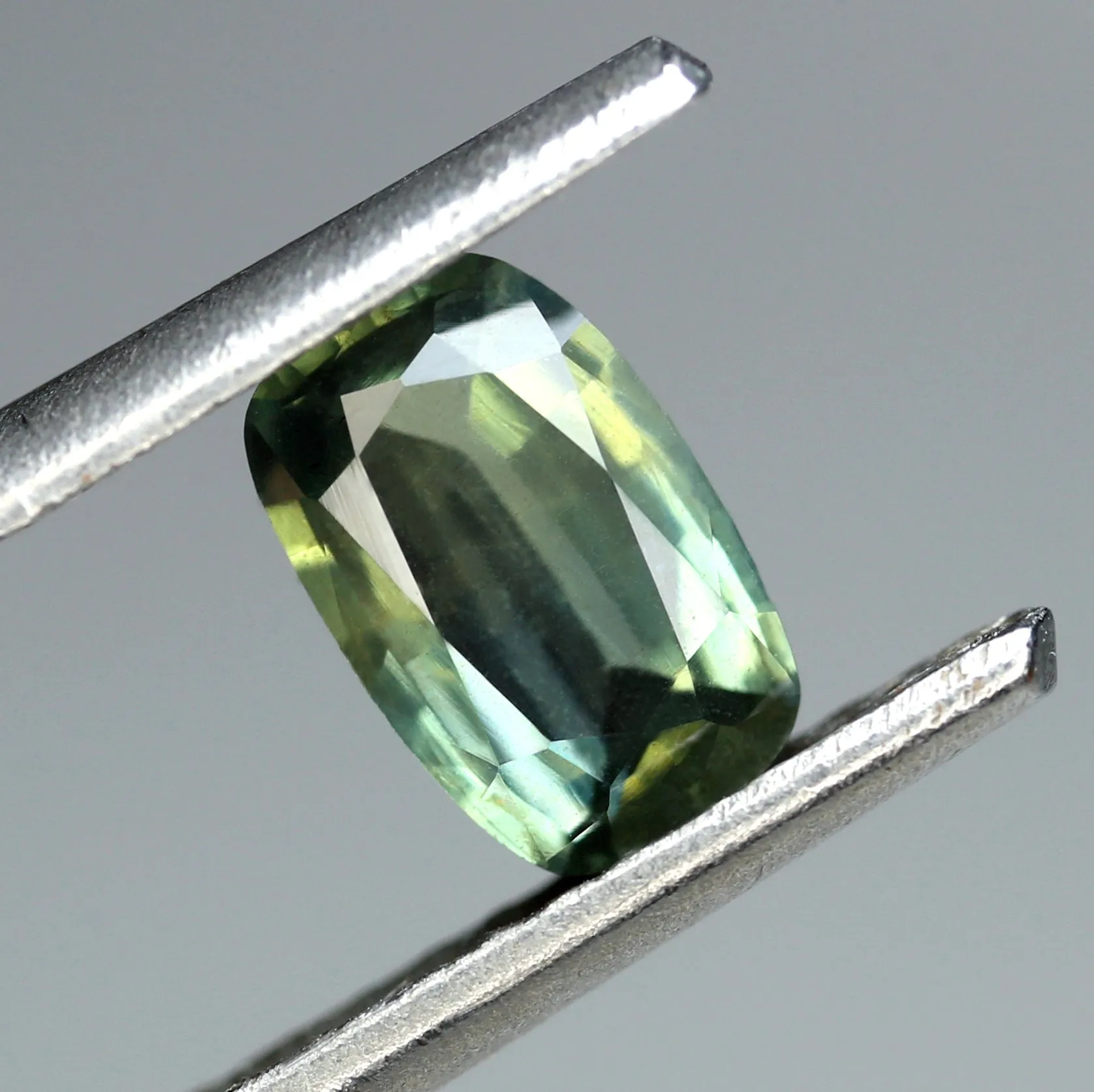 0.59ct Certified Natural Green Sapphire