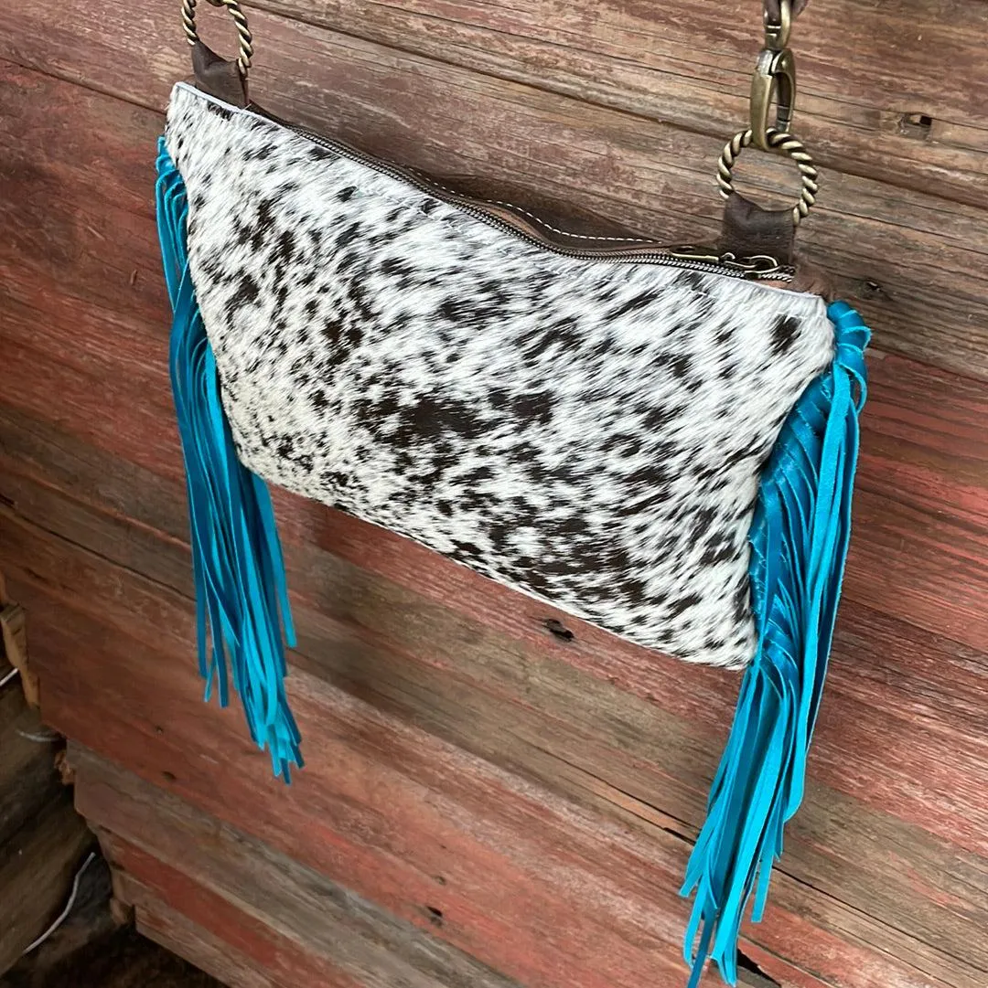 060 Patsy - B&W Speckle w/ Blank Slate