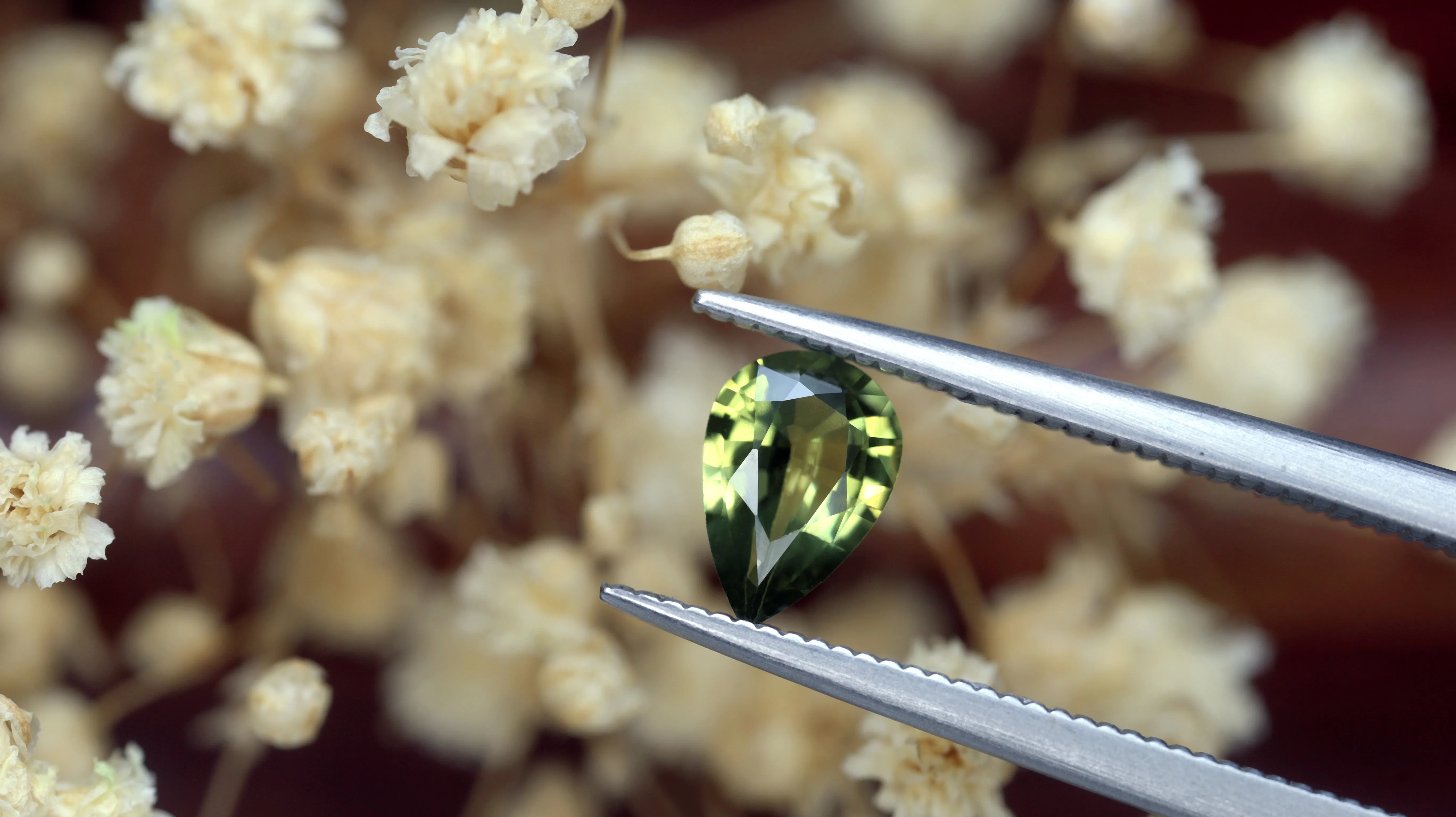 0.60ct Certified Natural Green Sapphire