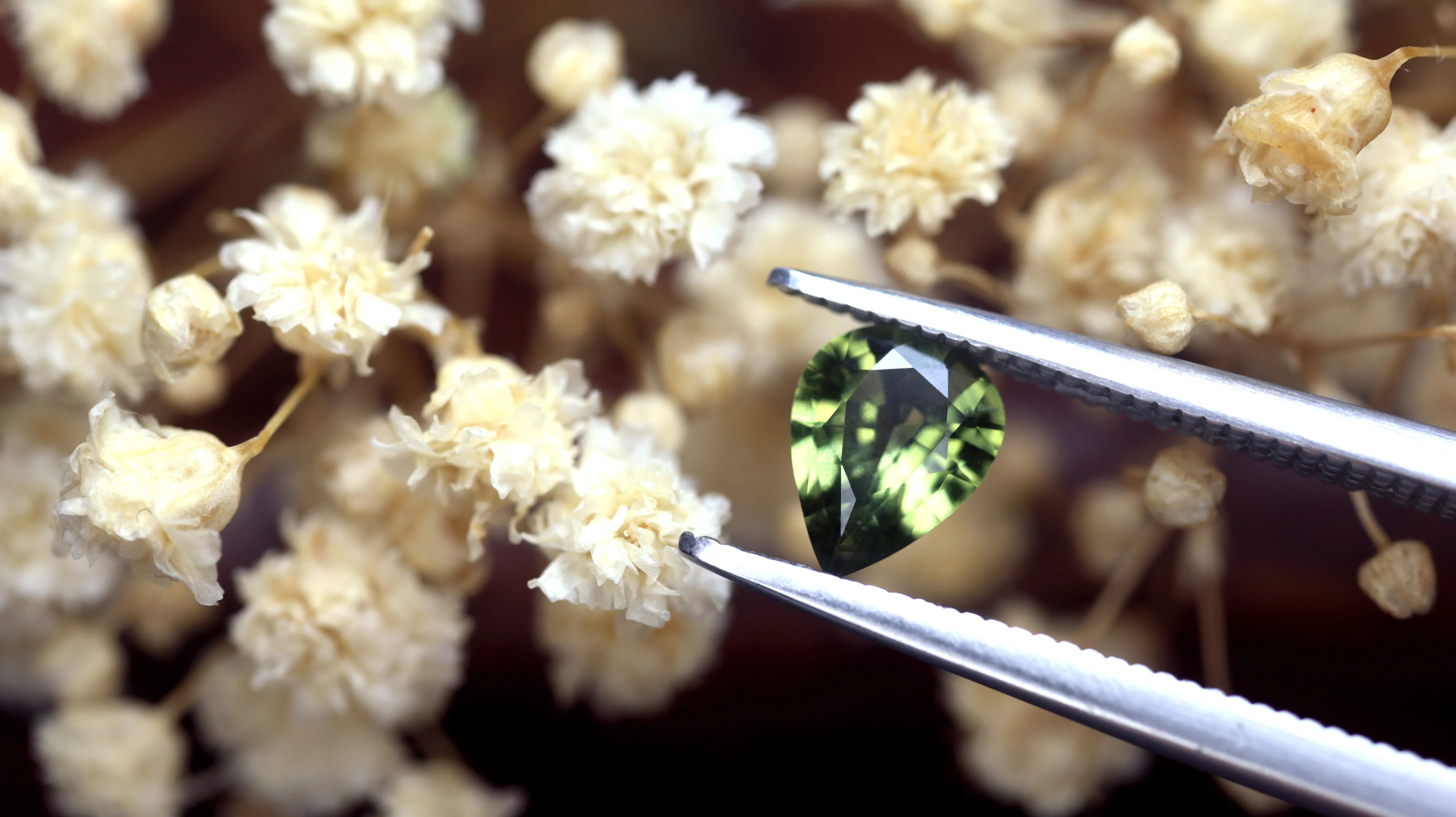 0.60ct Certified Natural Green Sapphire