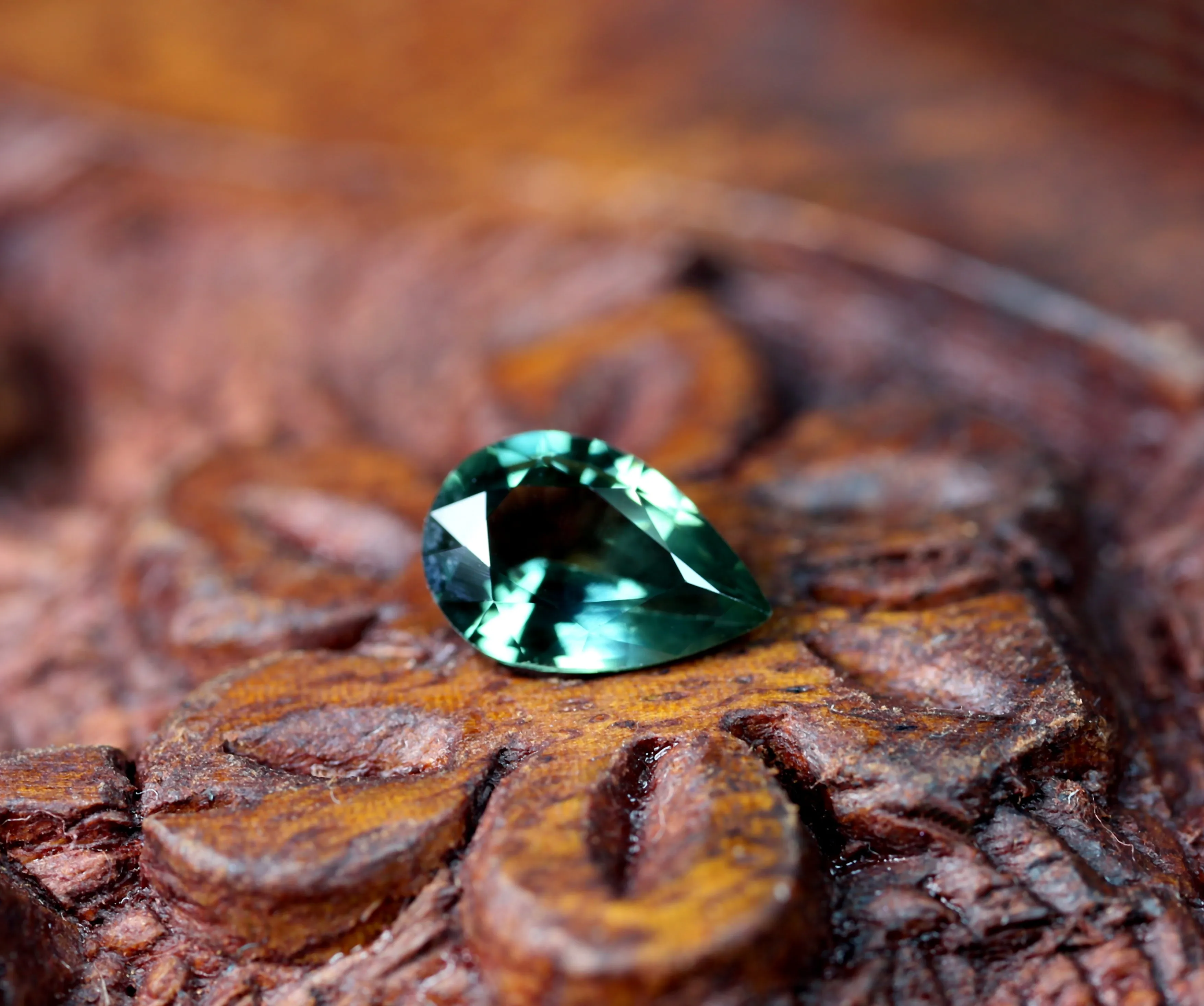 0.61ct Certified Natural Teal Sapphire
