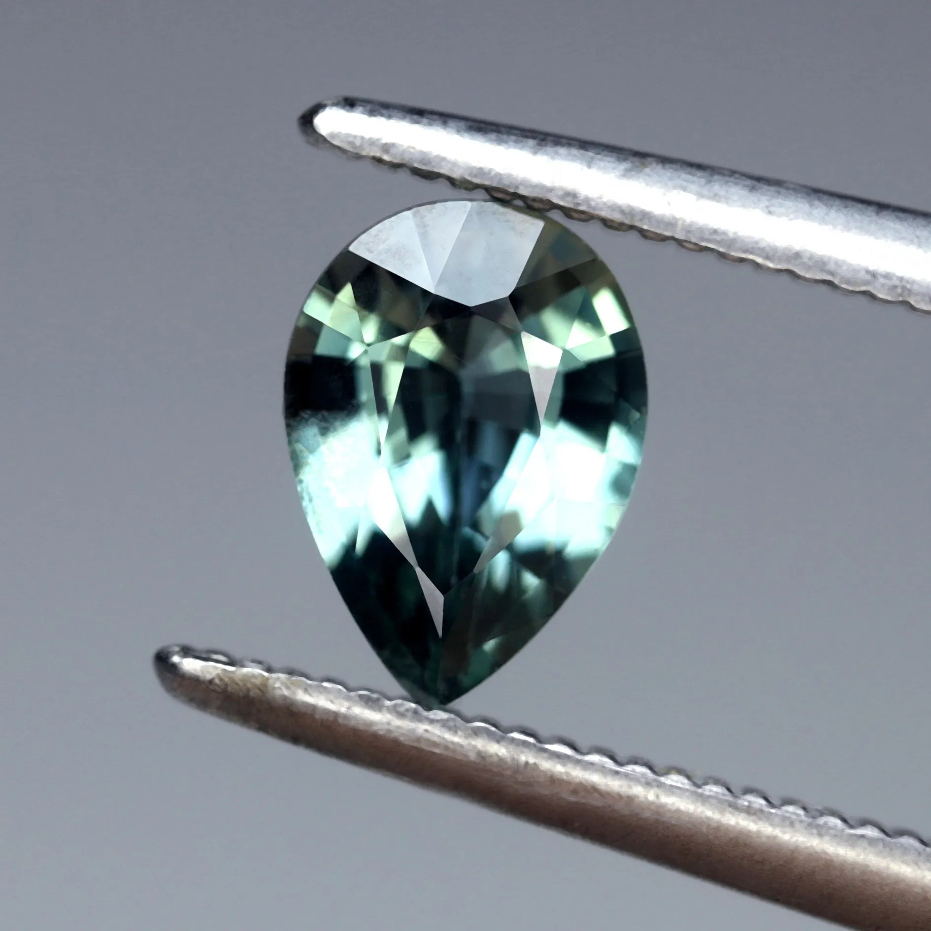 0.62ct Certified Natural Teal Sapphire