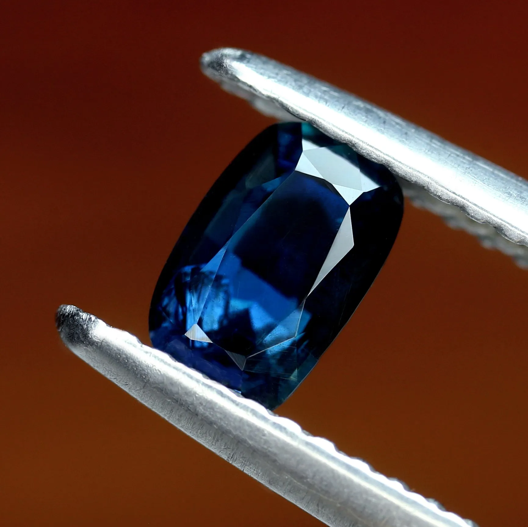 0.65ct Certified Natural Blue Sapphire