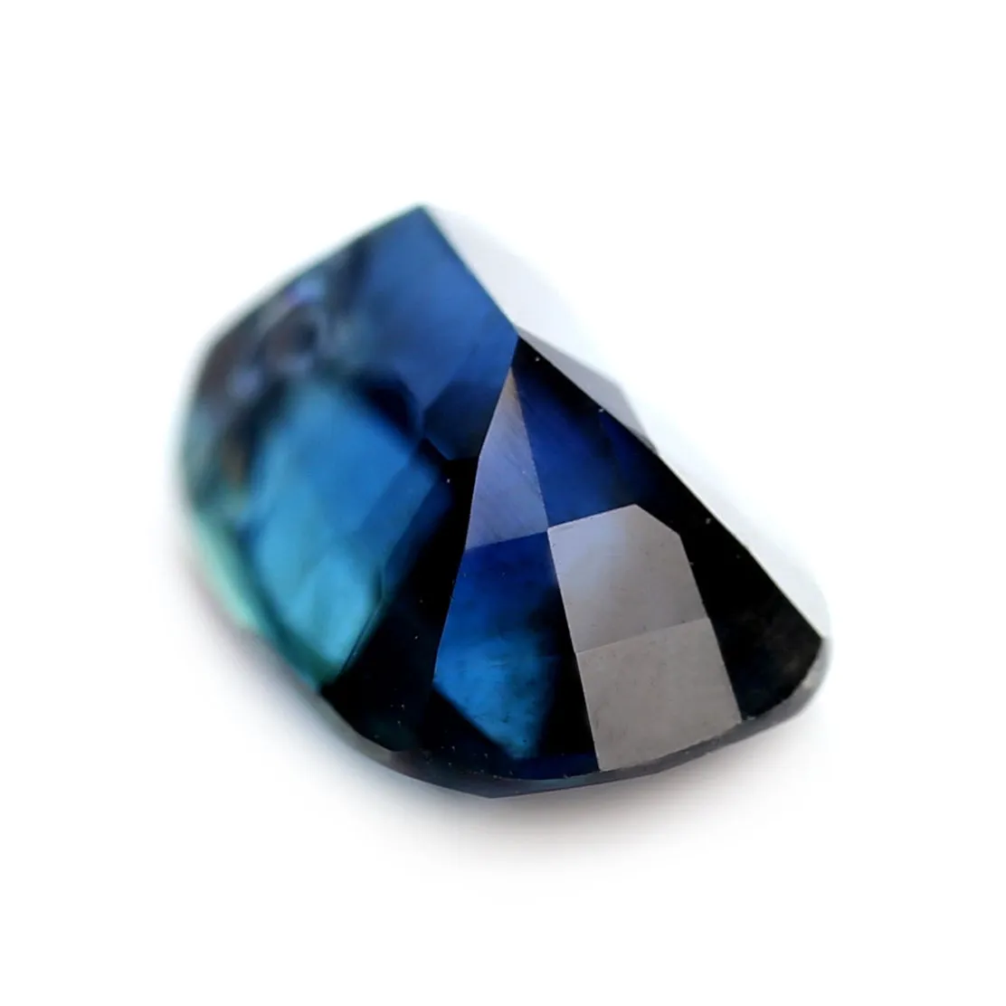 0.65ct Certified Natural Blue Sapphire