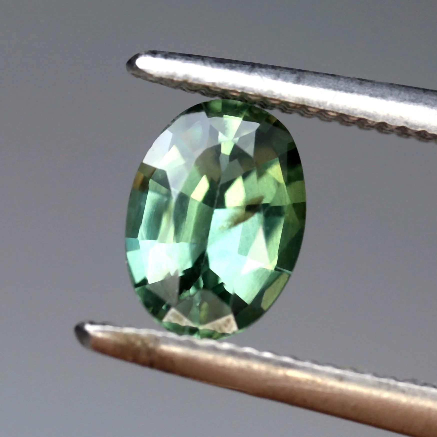 0.65ct Certified Natural Green Sapphire