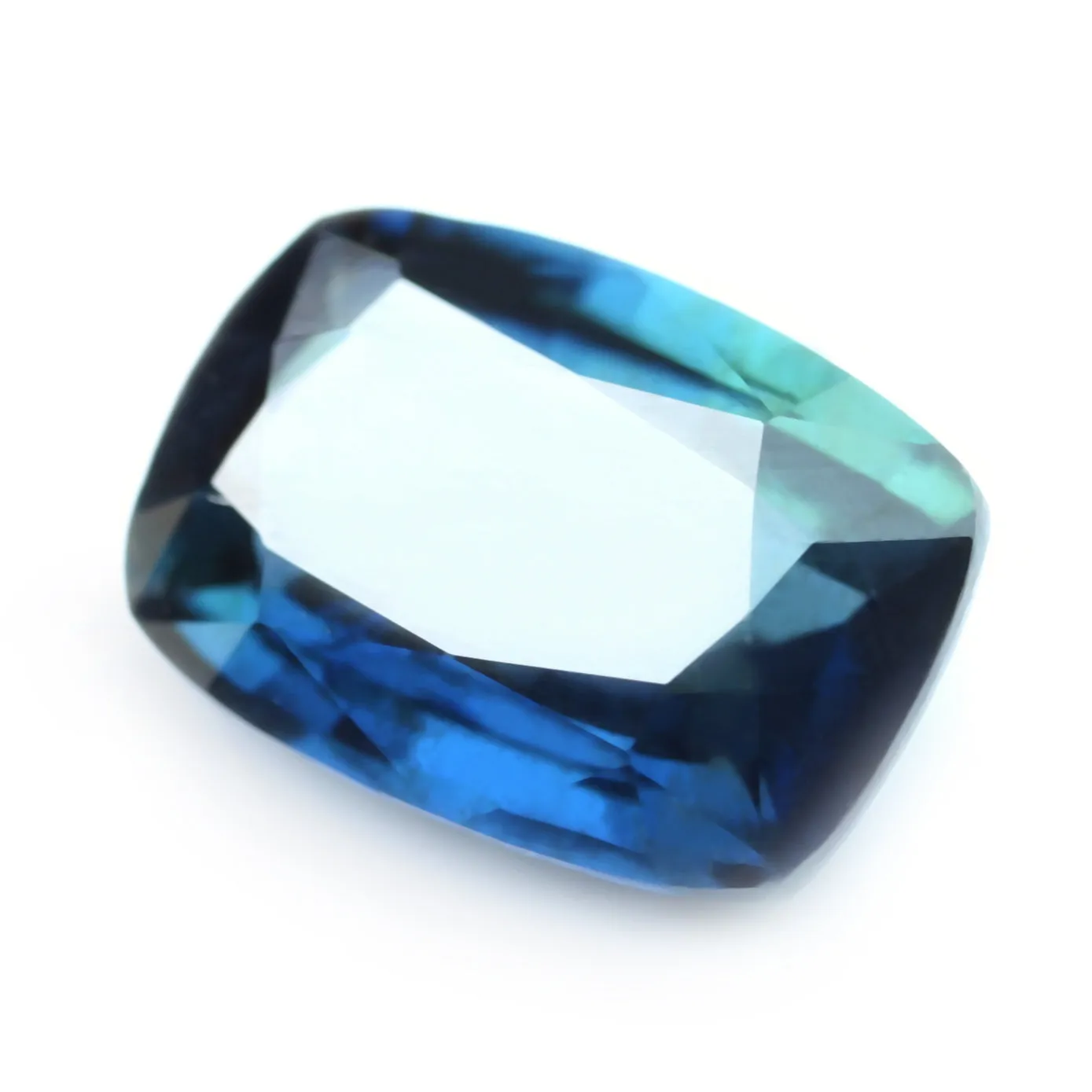 0.66ct Certified Natural Blue Sapphire