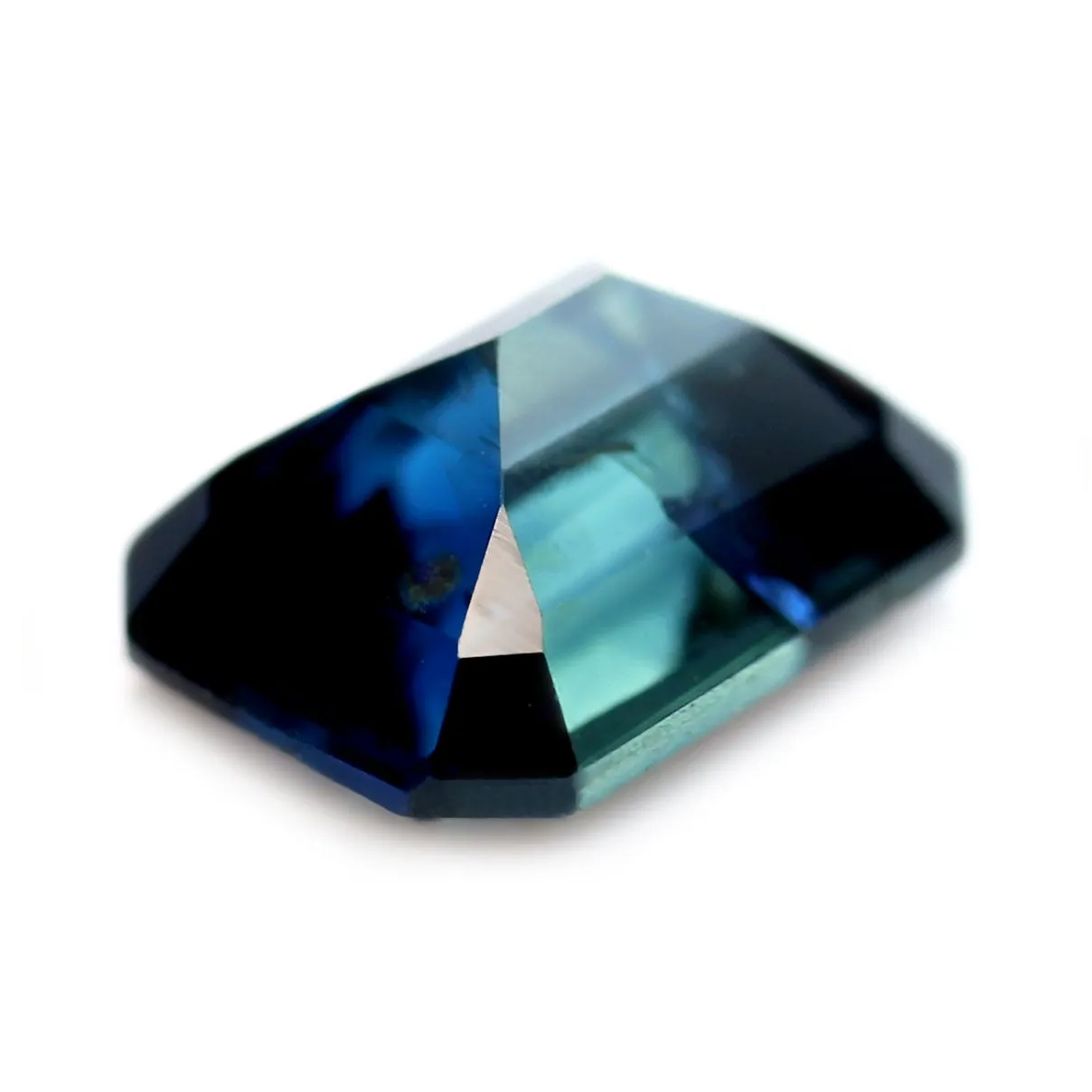 0.70ct Certified Natural Teal Sapphire