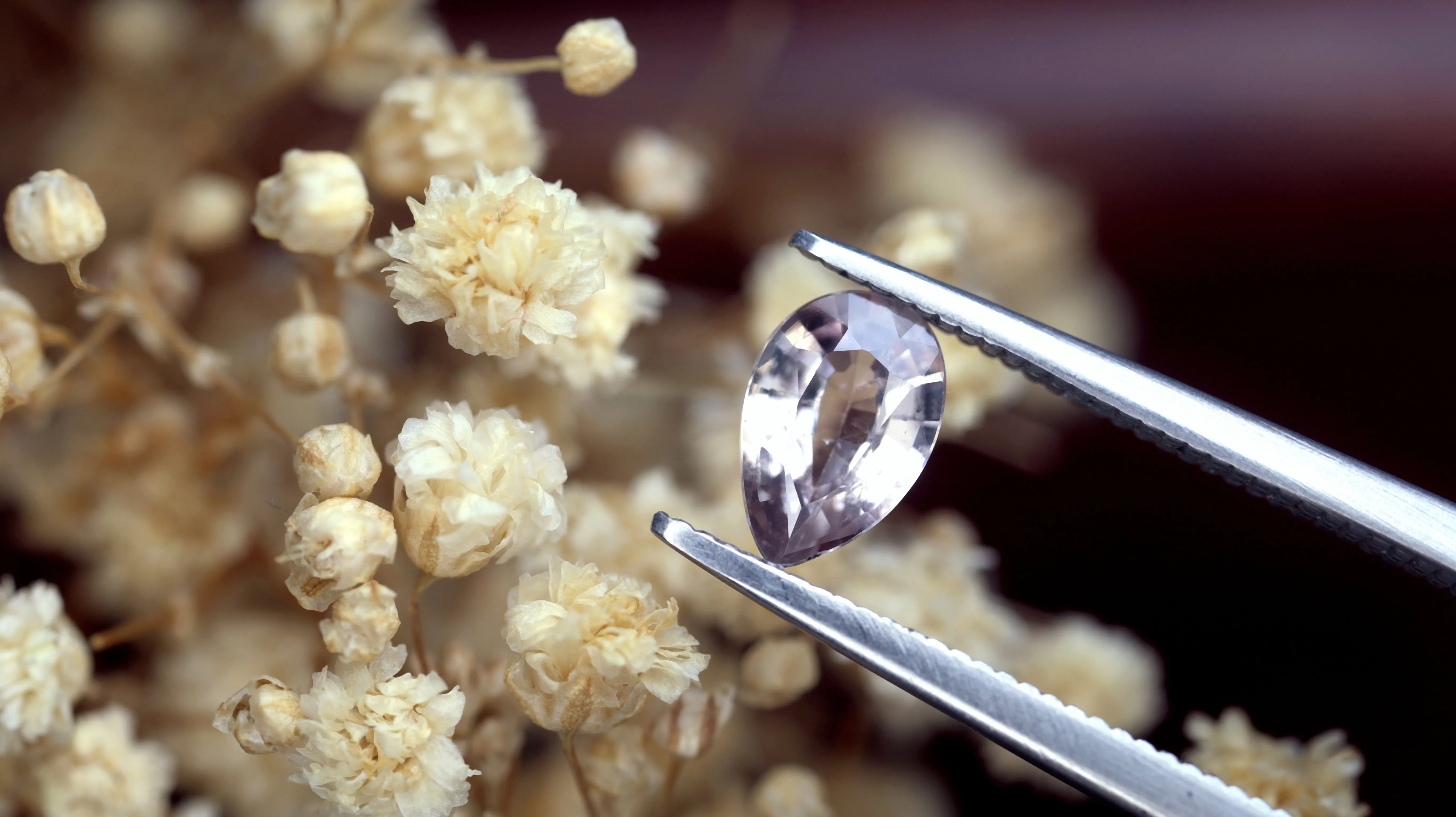 0.71ct Certified Natural Peach Sapphire