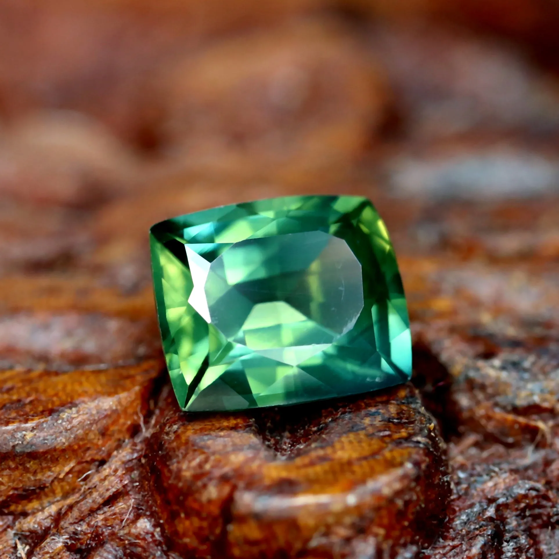 0.72ct Certified Natural Green Sapphire