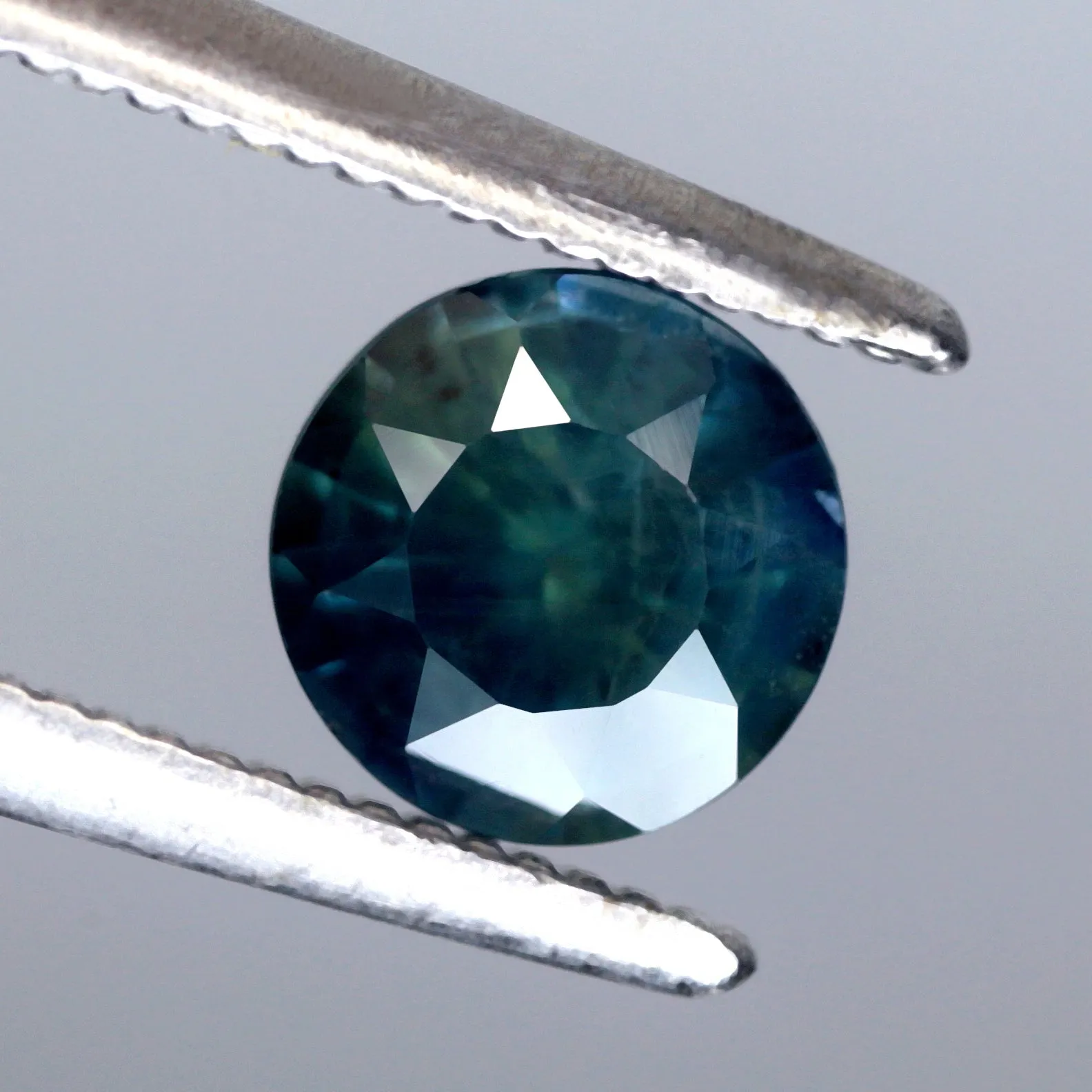 0.72ct Certified Natural Teal Sapphire