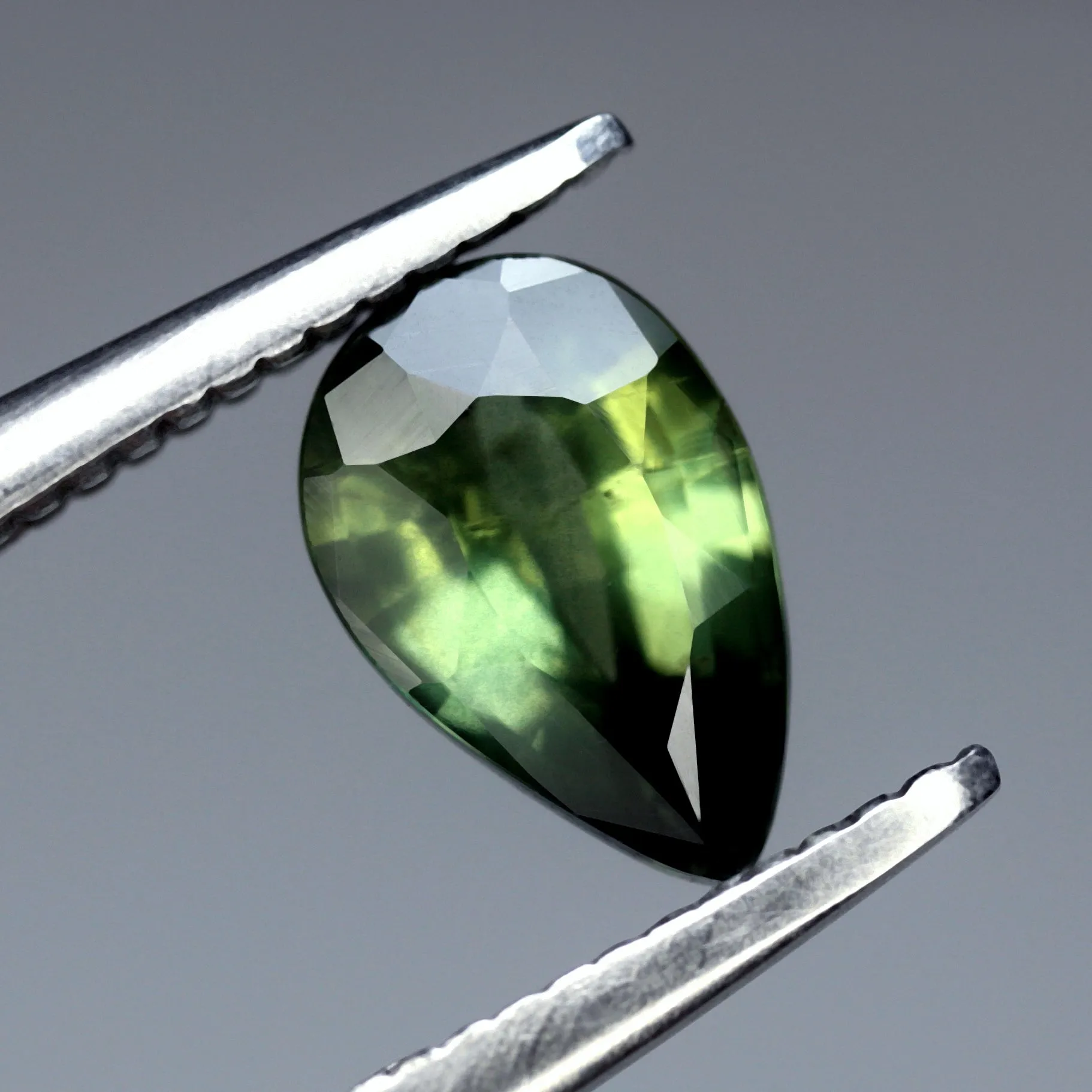 0.76ct Certified Natural Green Sapphire