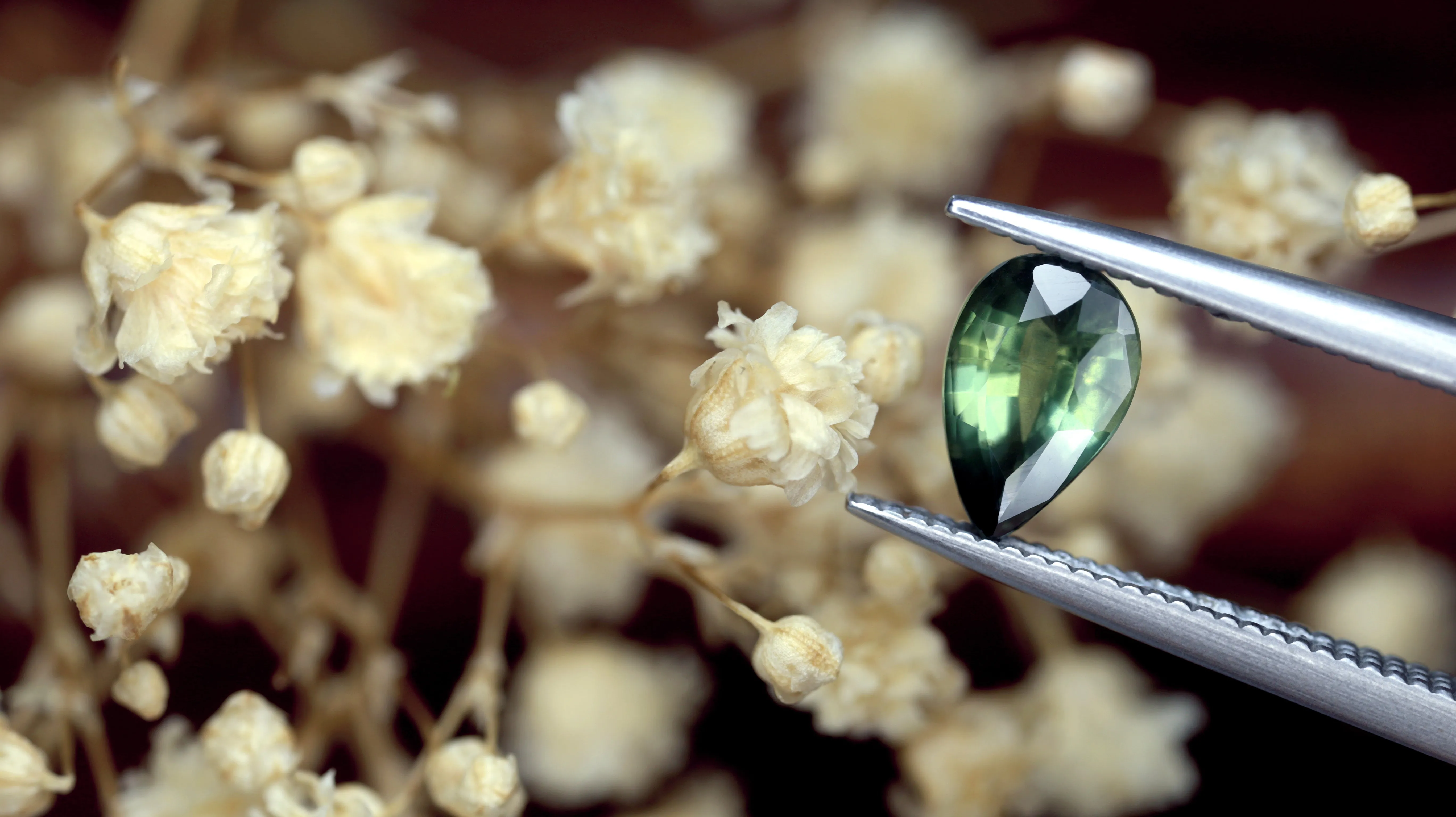 0.76ct Certified Natural Green Sapphire