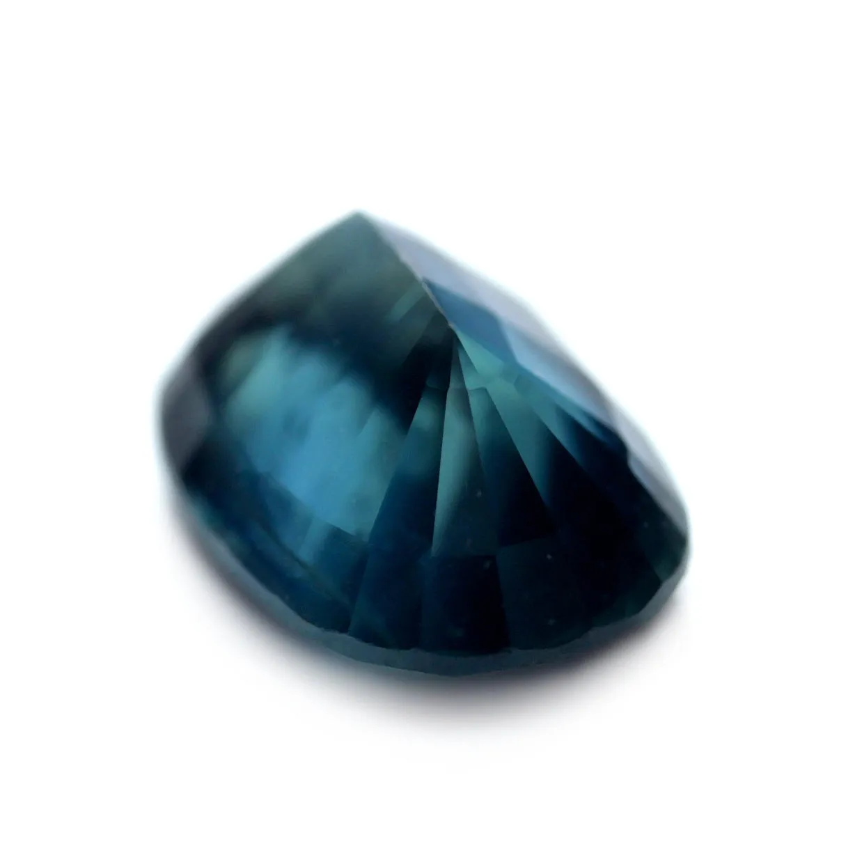 0.77ct Certified Natural Teal Sapphire