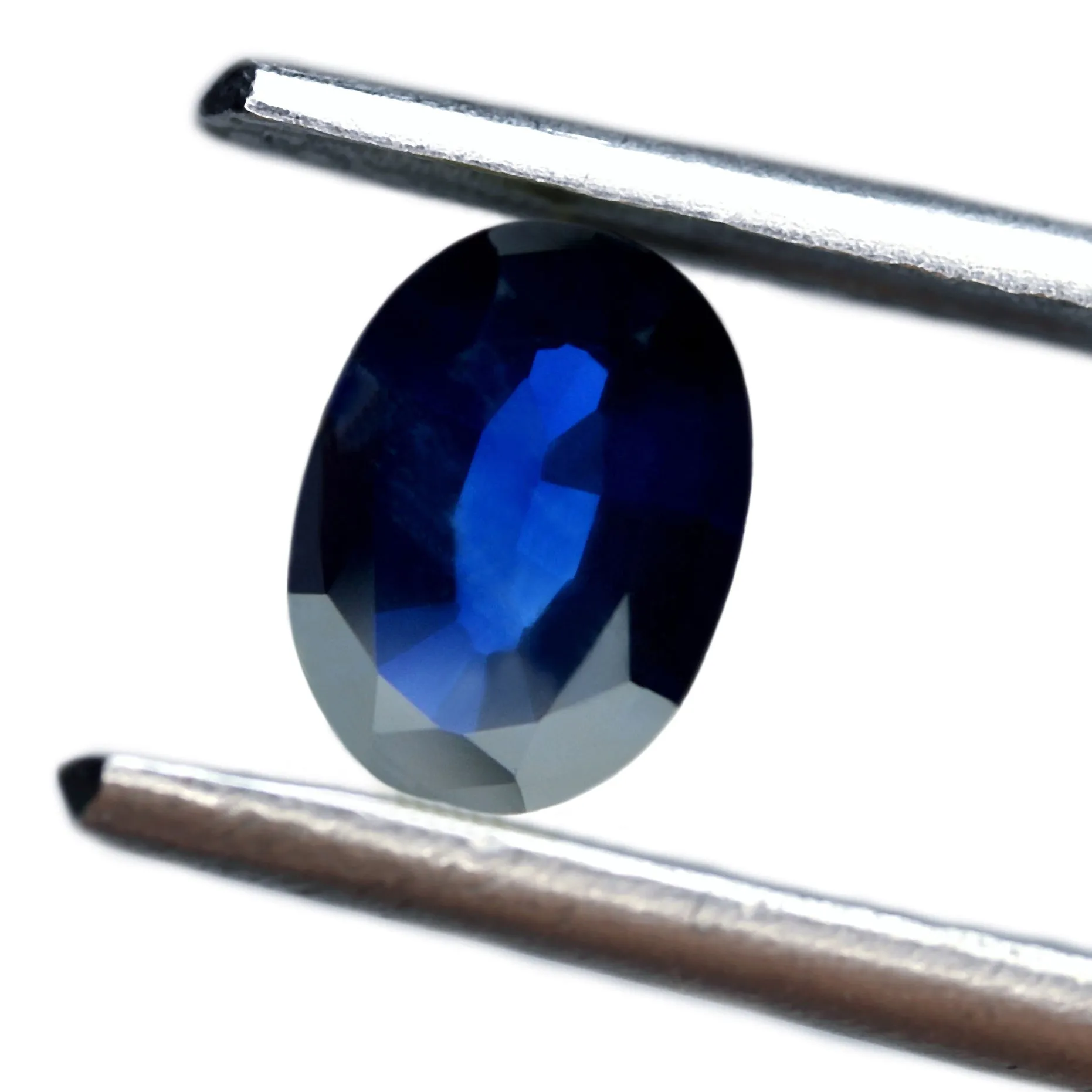 0.78ct Certified Natural Blue Sapphire