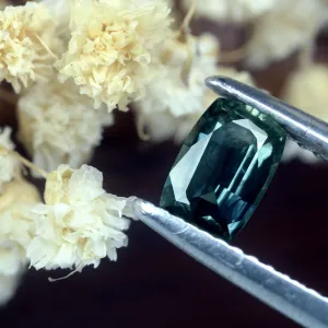 0.78ct Certified Natural Teal Sapphire