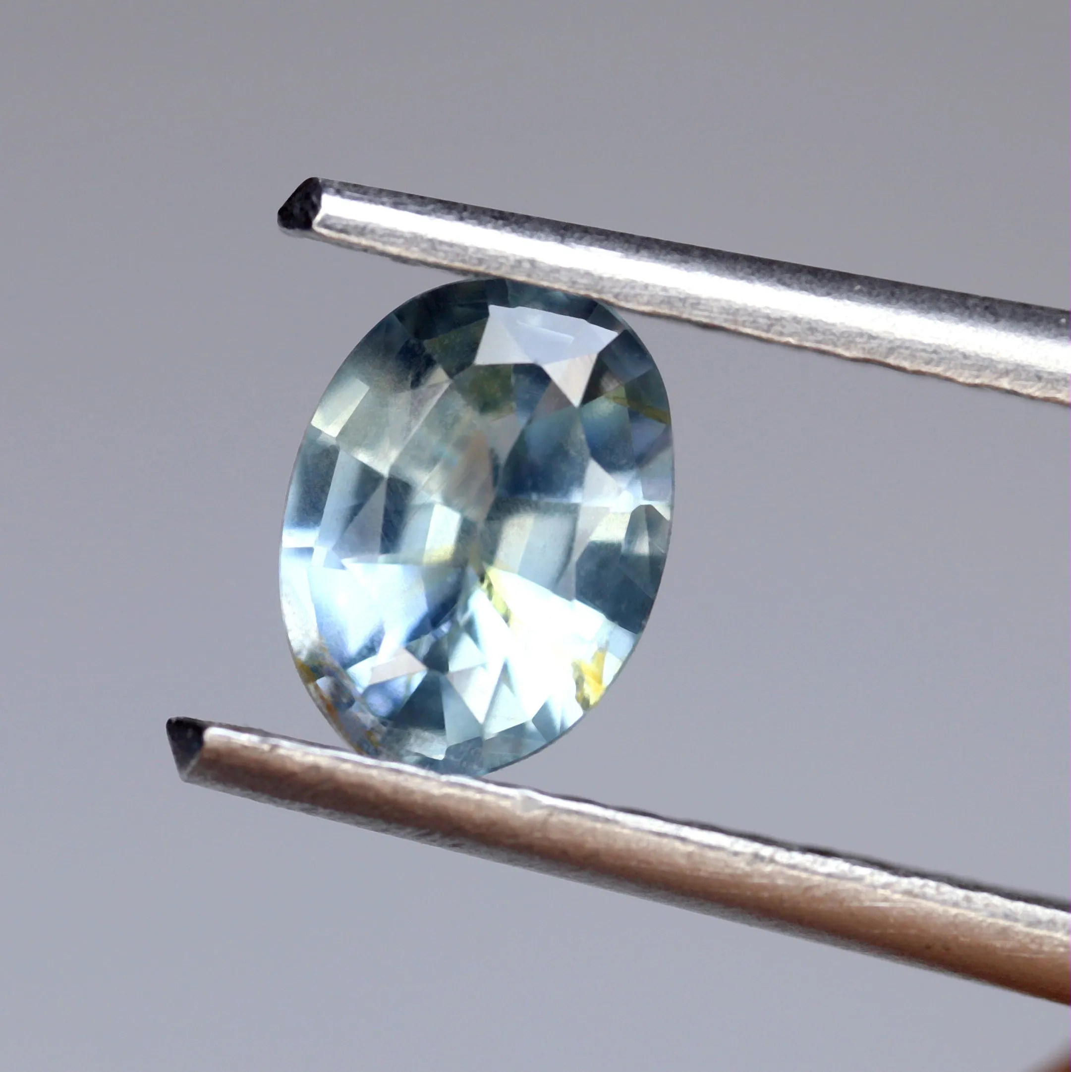 0.78ct Certified Natural Teal Sapphire