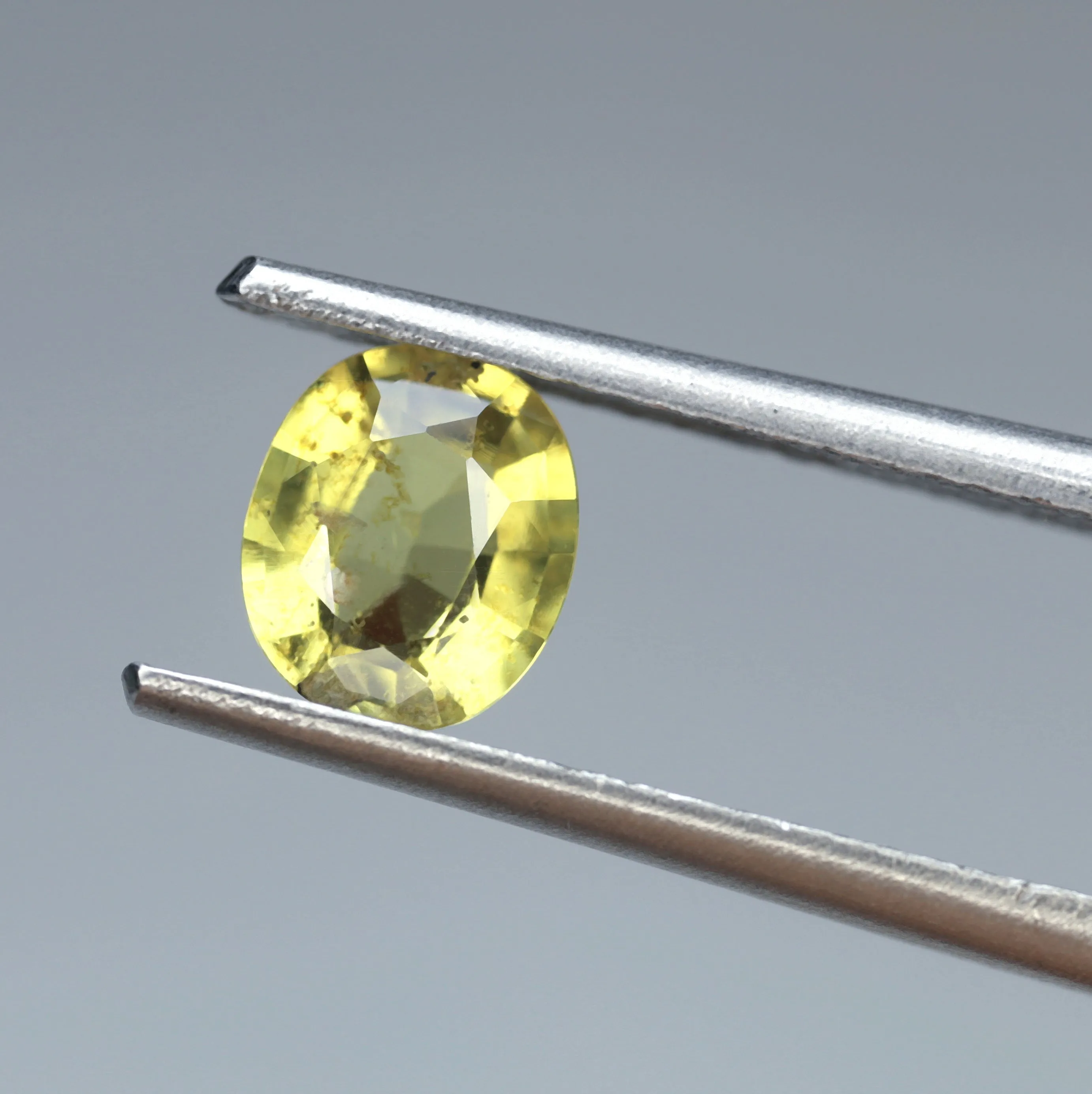 0.79ct Certified Natural Yellow Sapphire