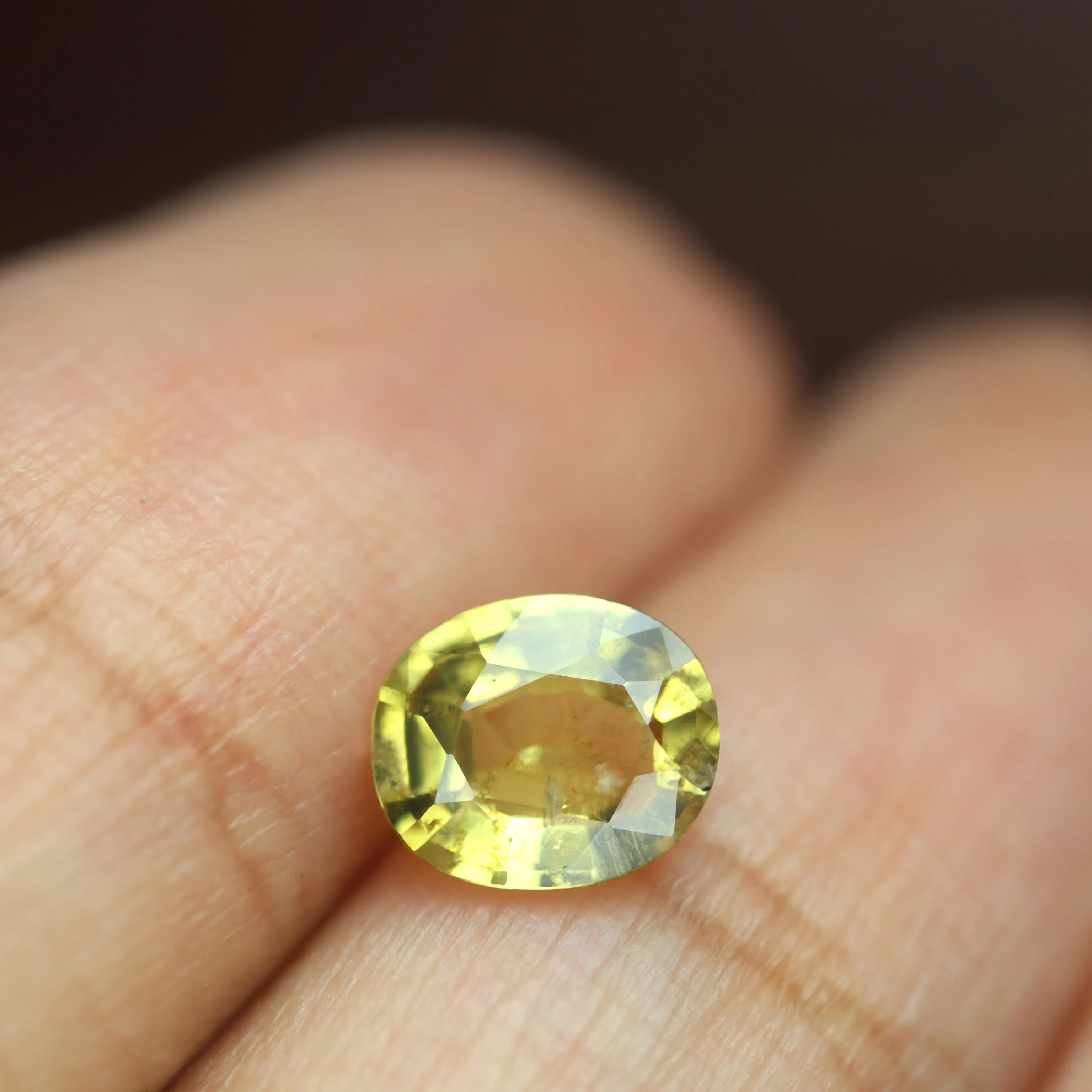 0.79ct Certified Natural Yellow Sapphire