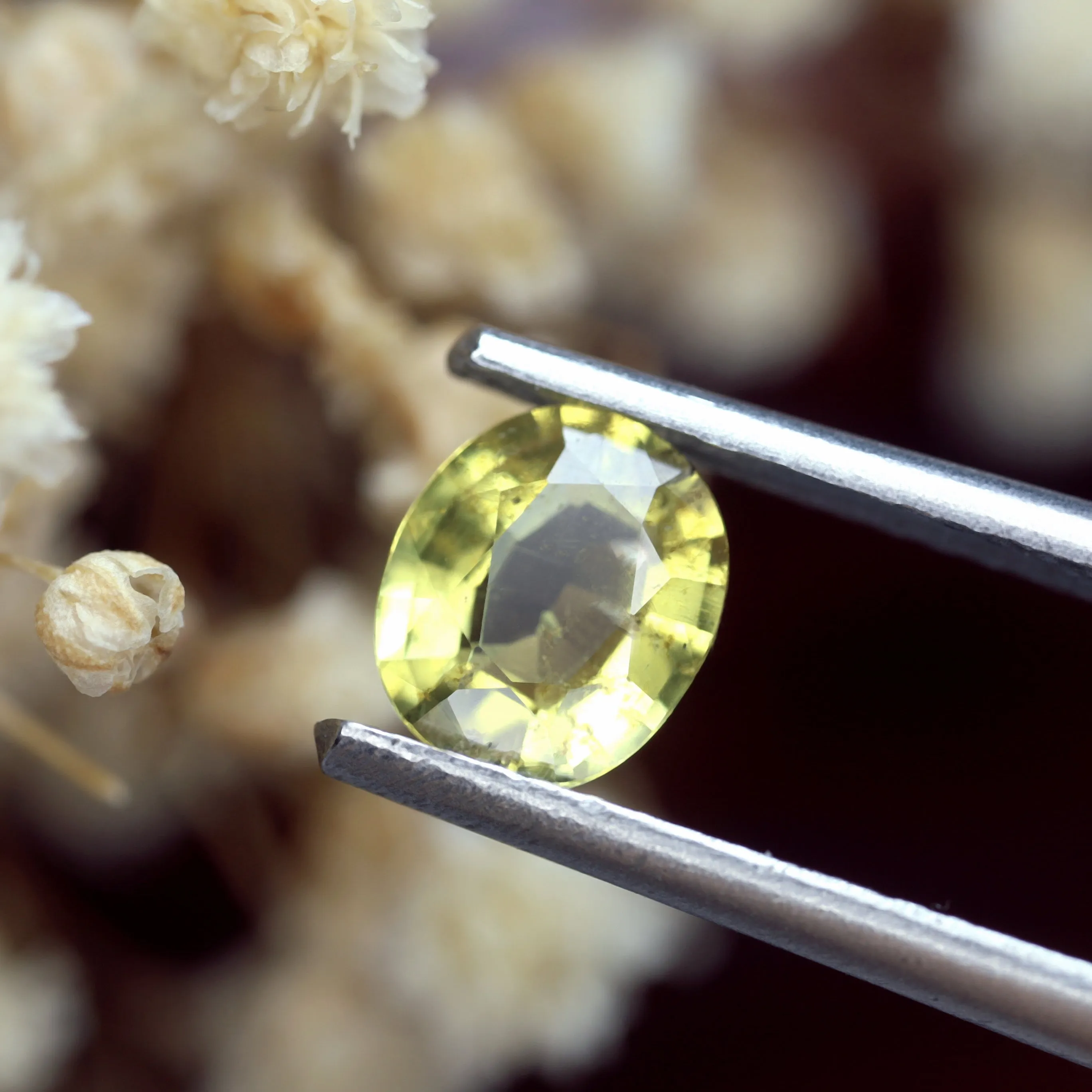 0.79ct Certified Natural Yellow Sapphire
