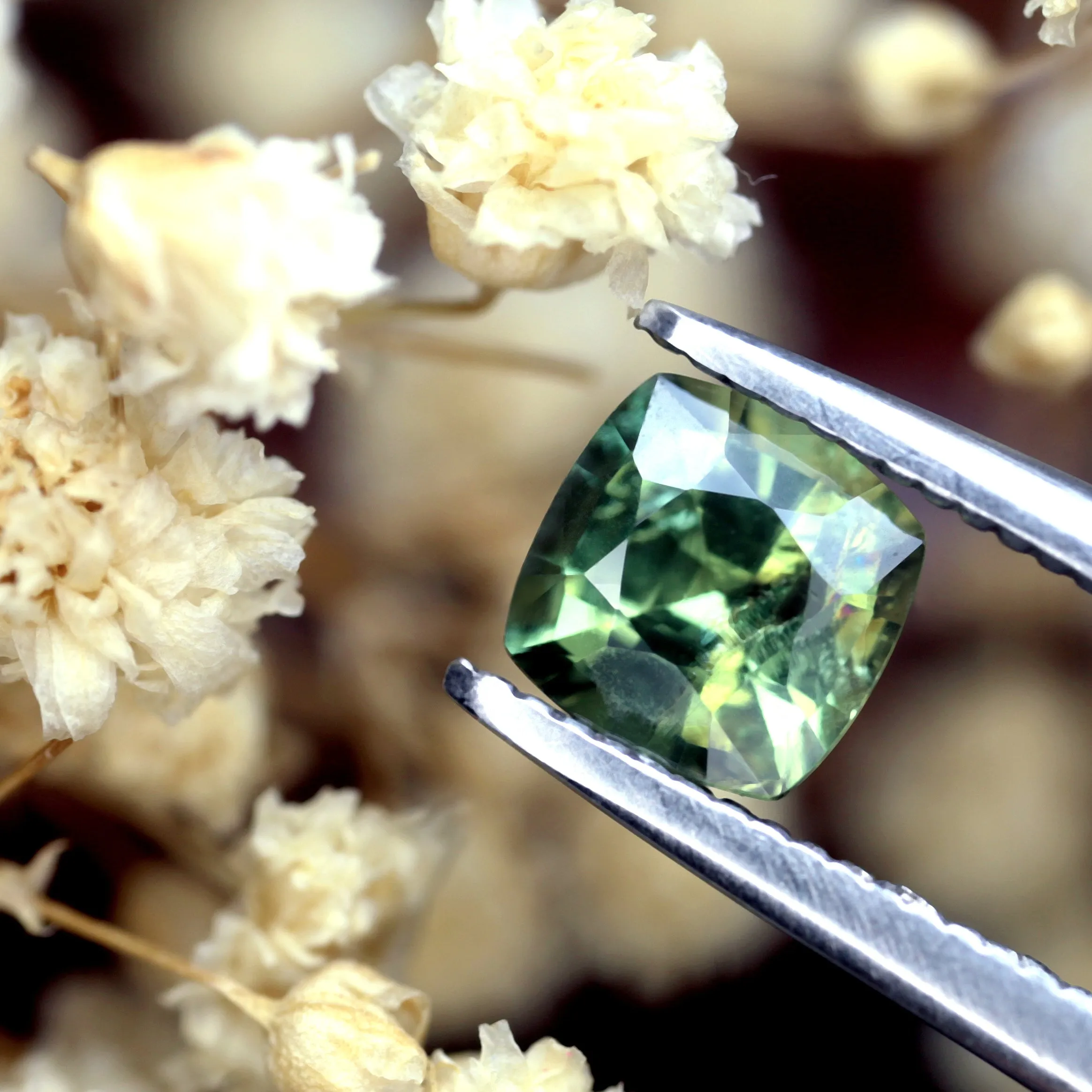 0.80ct Certified Natural Green Sapphire