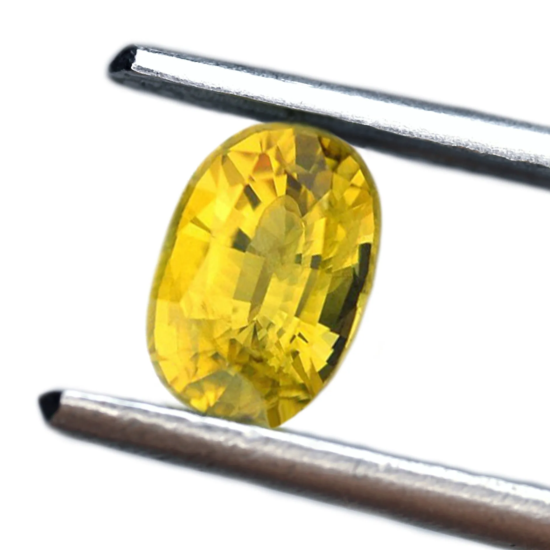 0.81ct Certified Natural Yellow Sapphire