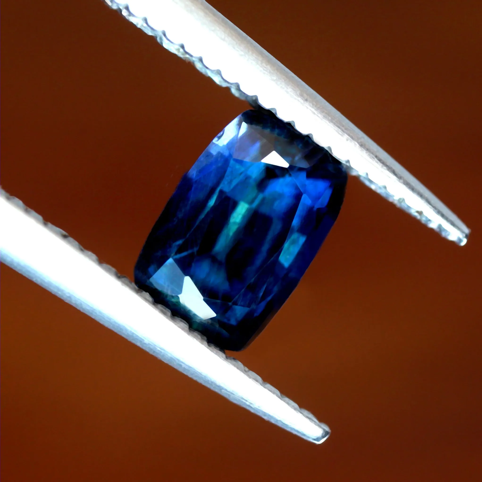 0.83ct Certified Natural Blue Sapphire