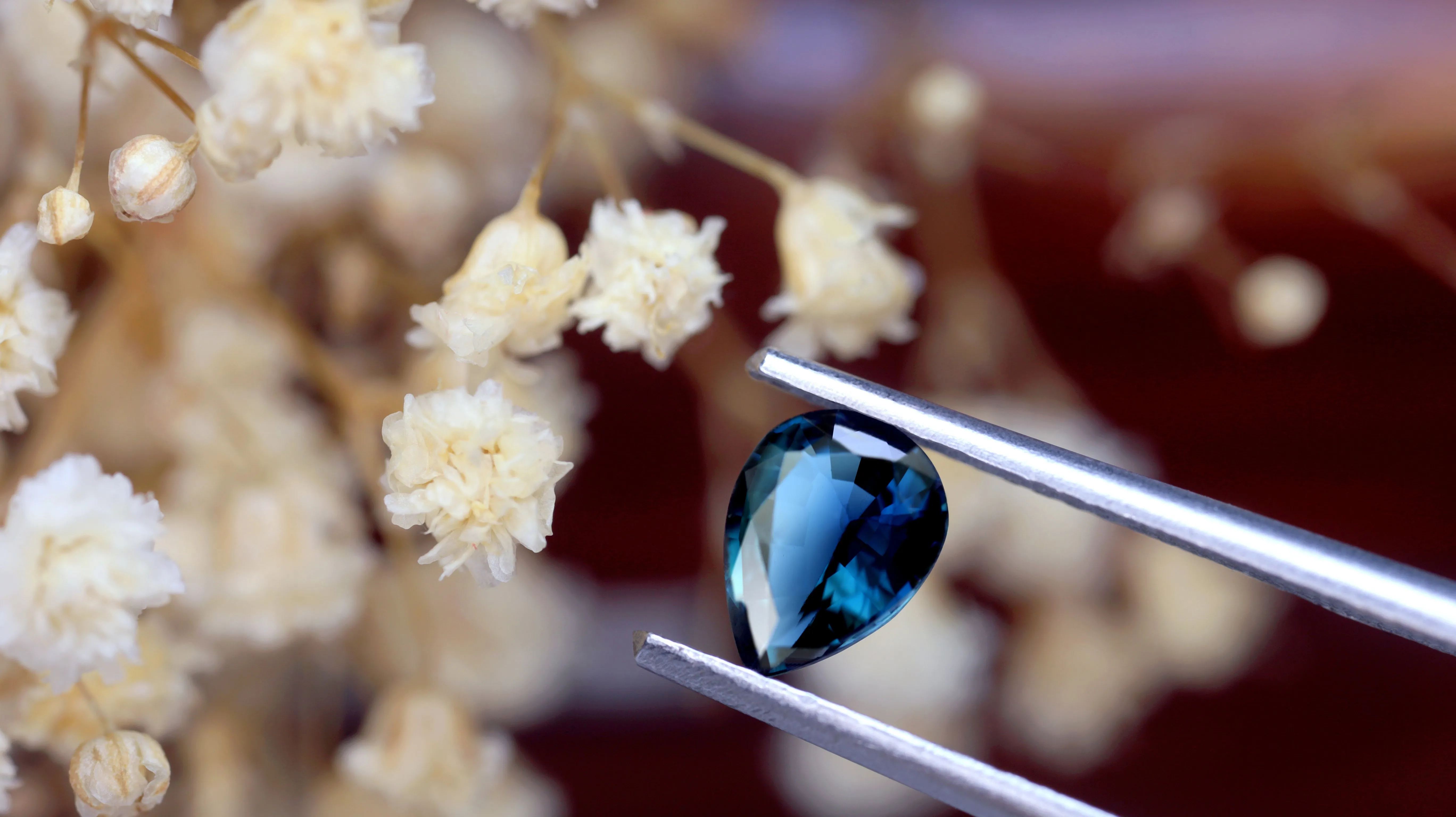 0.83ct Certified Natural Blue Sapphire