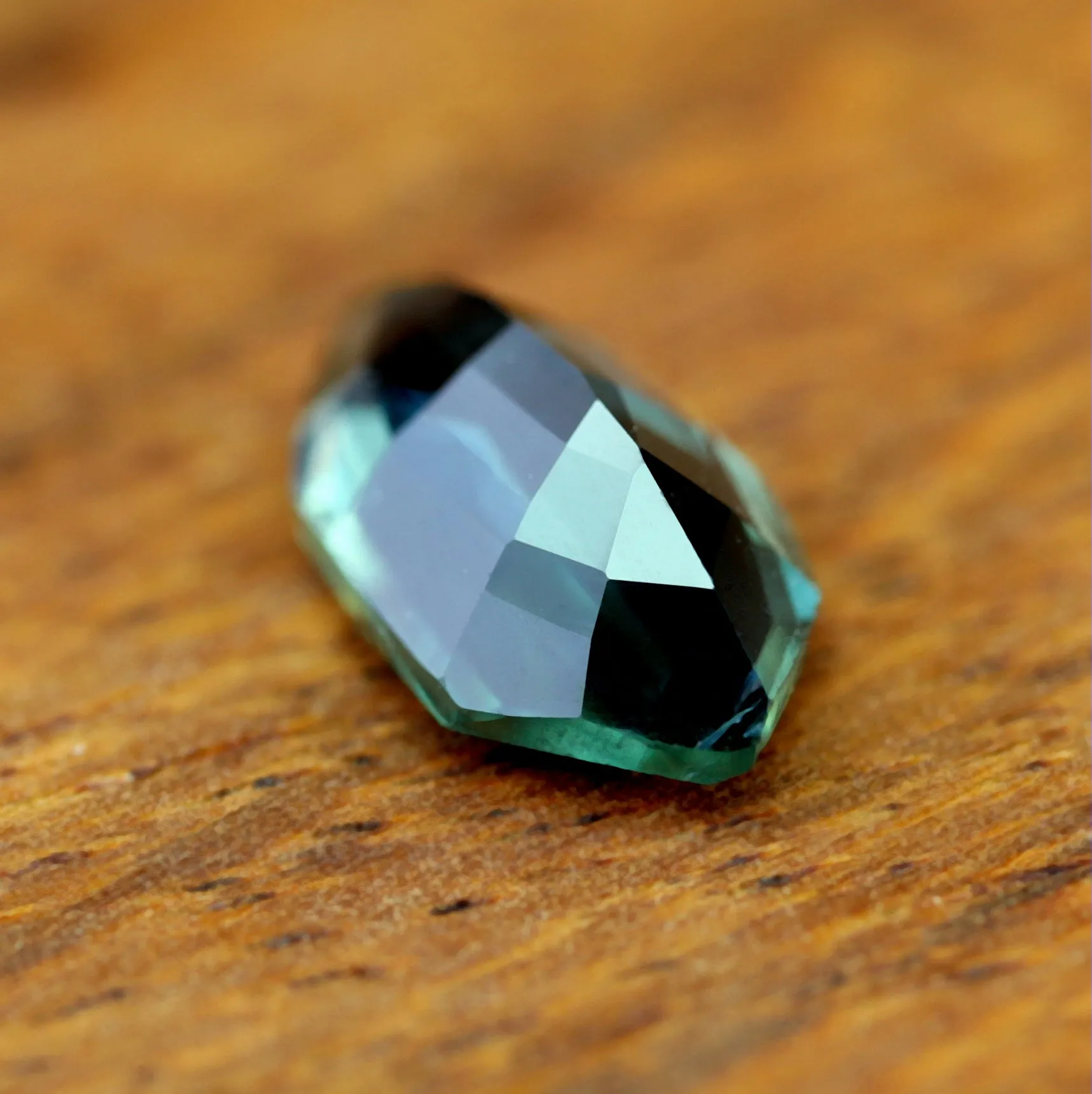 0.84ct Certified Natural Teal Sapphire