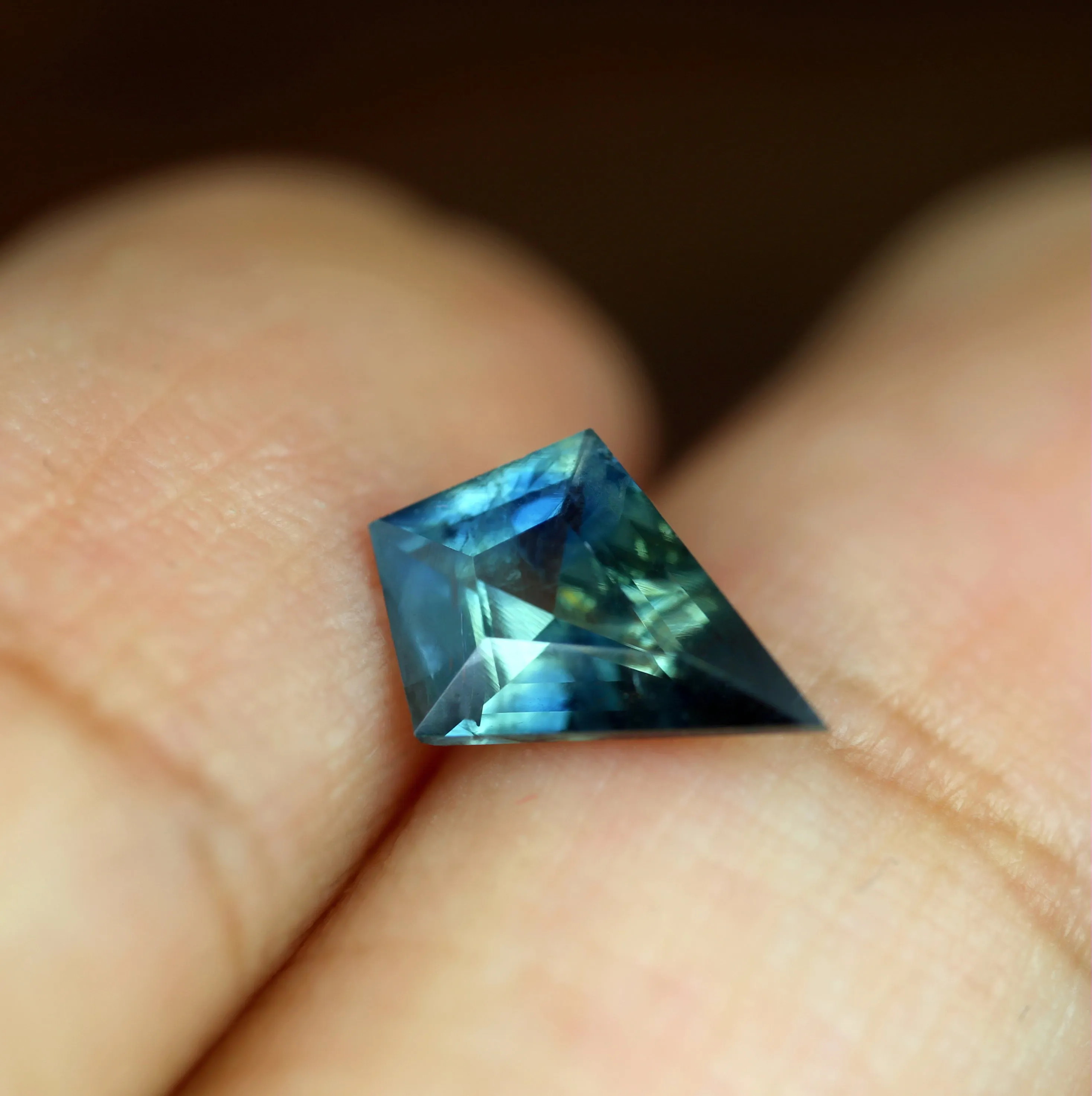 0.84ct Certified Natural Teal Sapphire