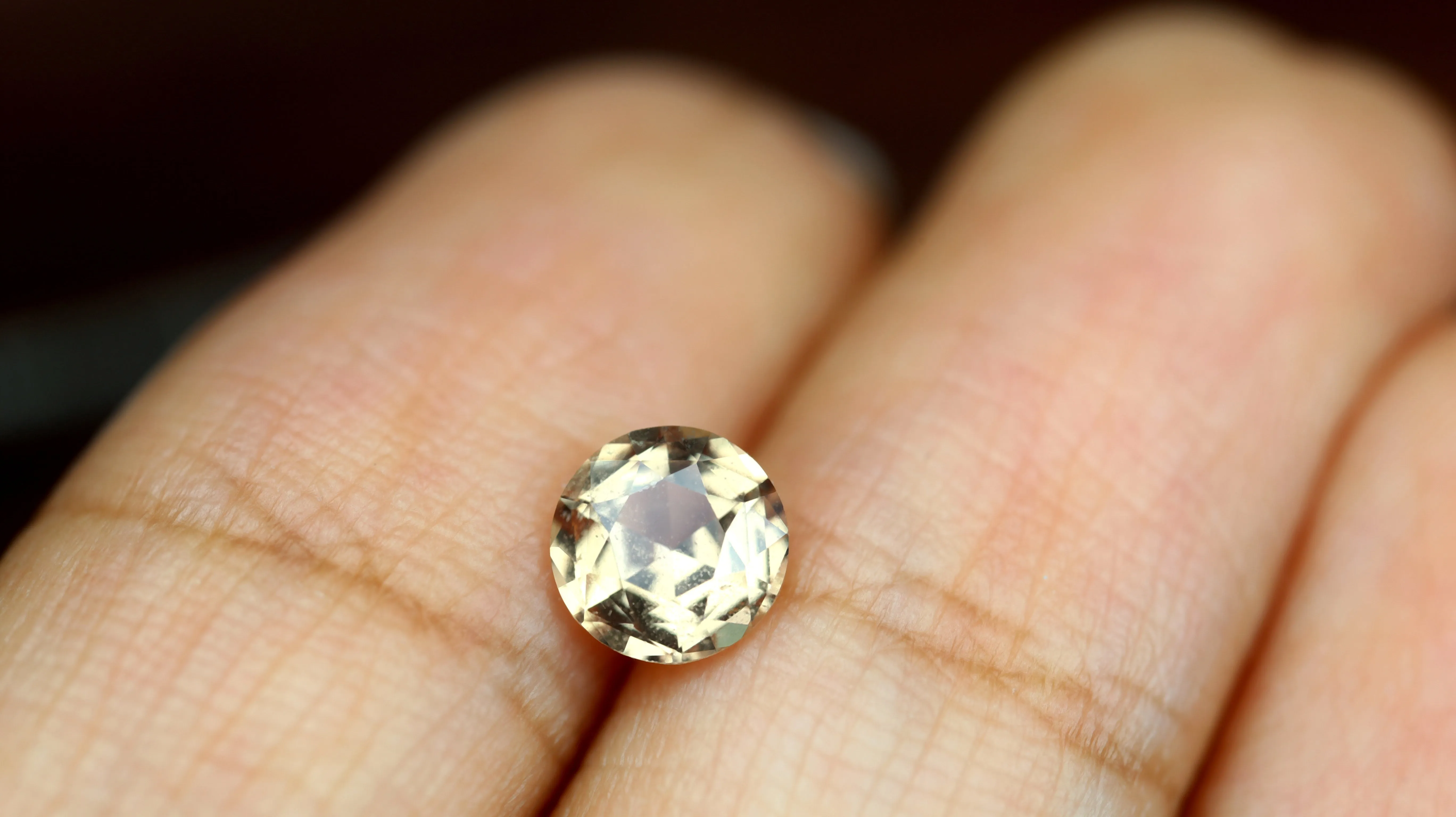 0.86ct Certified Natural Champagne Sapphire