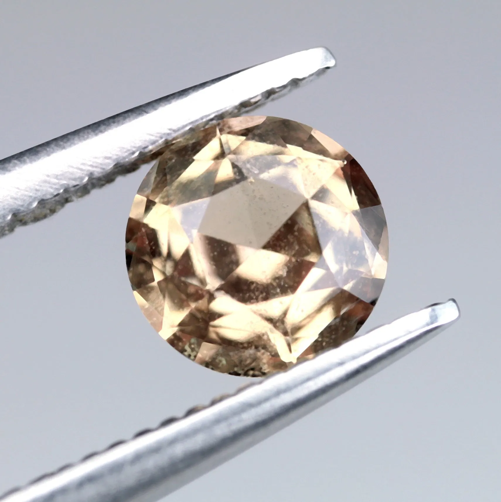 0.86ct Certified Natural Champagne Sapphire